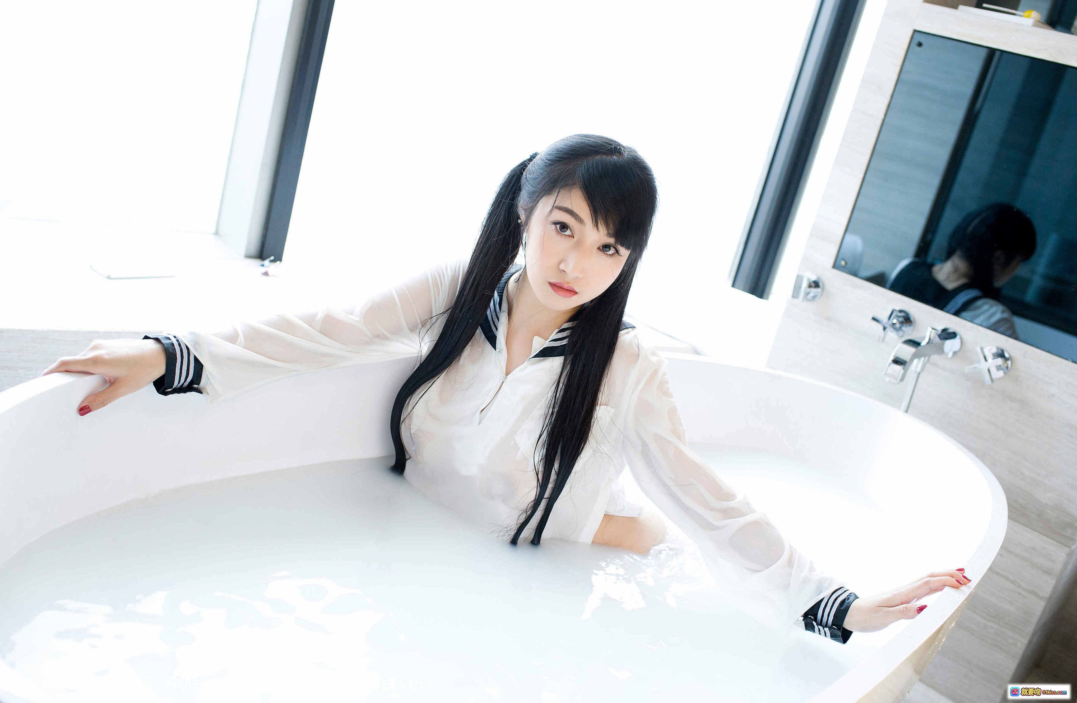 图片[7] - 盼盼龙女Sunny浴室写真 | 白色透视校服双马尾 | 泡沫浴缸少女风 | XIUREN秀人网2017精选 - 就要吻