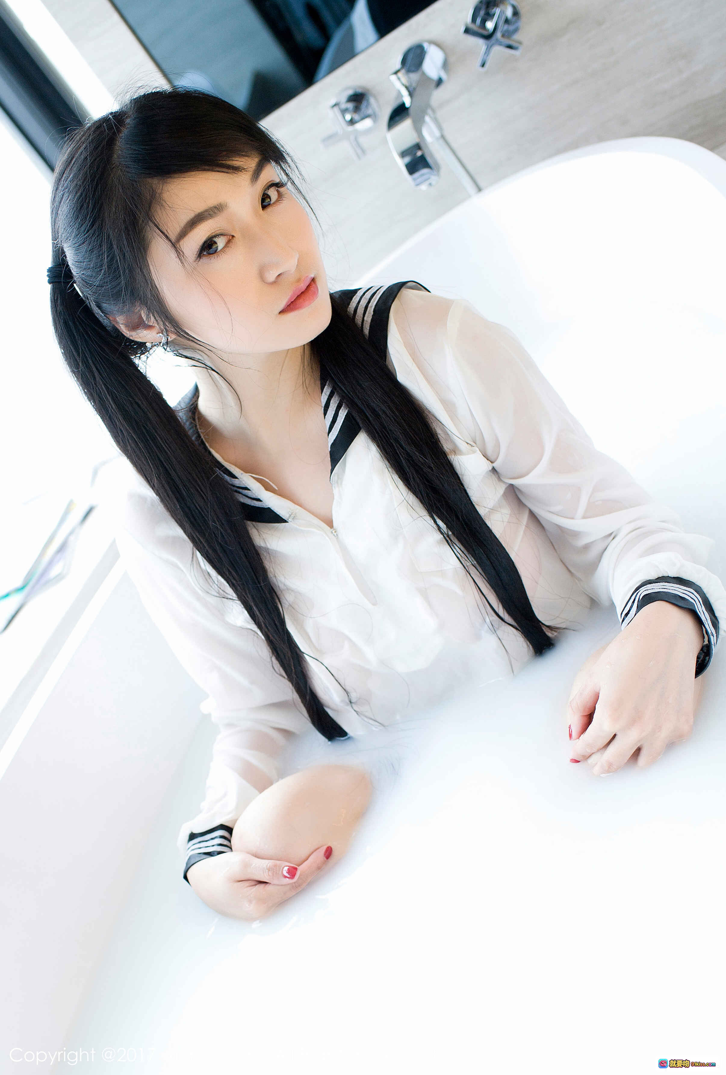 图片[3] - 盼盼龙女Sunny浴室写真 | 白色透视校服双马尾 | 泡沫浴缸少女风 | XIUREN秀人网2017精选 - 就要吻