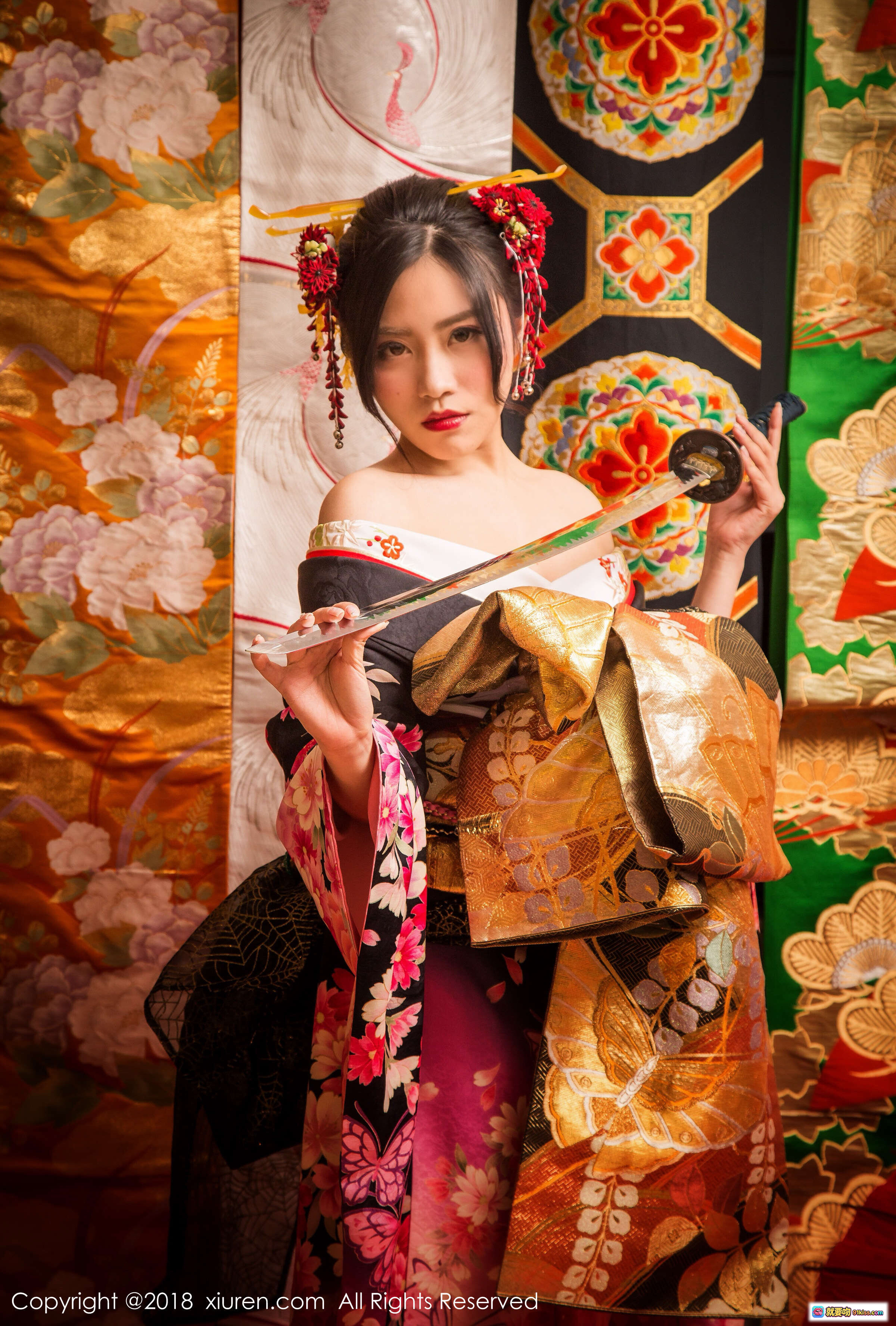 图片[7] - 许诺Sabrina和风写真｜华丽振袖和服+传统日式伞扇+红毯古韵场景｜XIUREN秀人网2018经典摄影 - 就要吻