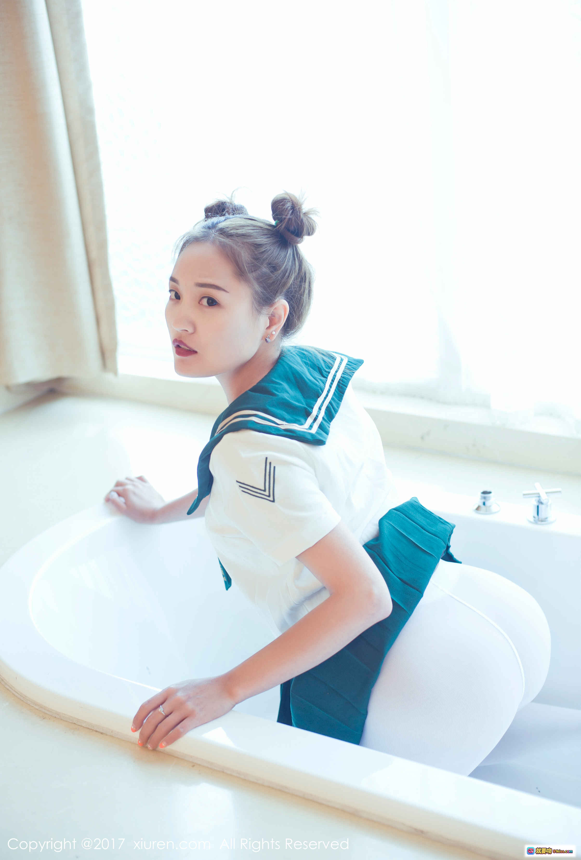 图片[9] - XIUREN秀人网No.848外科TEL清纯少女水手服浴室写真白皙美腿翘臀私房摄影48P高清图集 - 就要吻