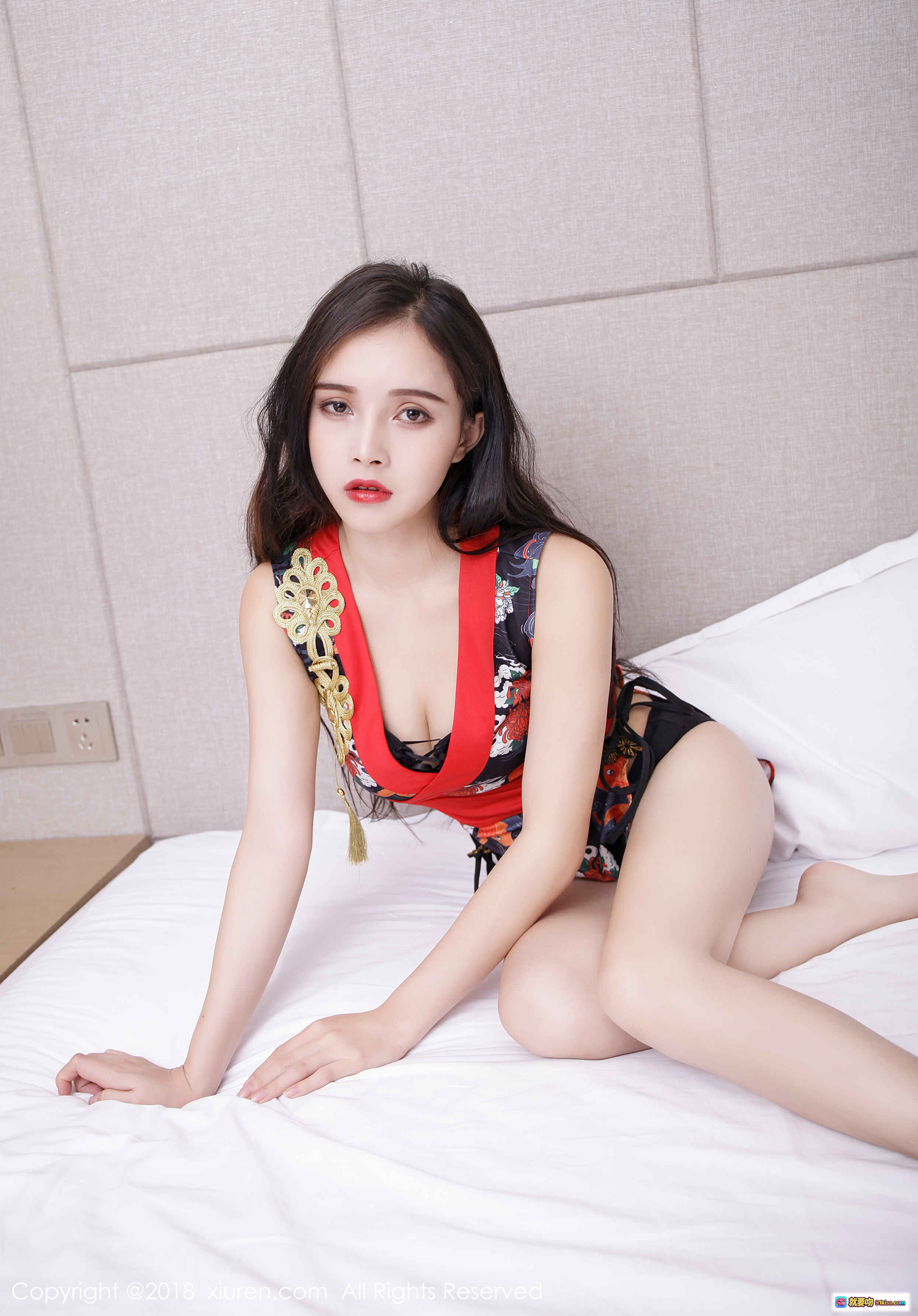 图片[8] - 小羽护士装写真 | 白色制服+红十字帽 | 黑色蕾丝内衣 | 秀人网2018高清图集 - 就要吻