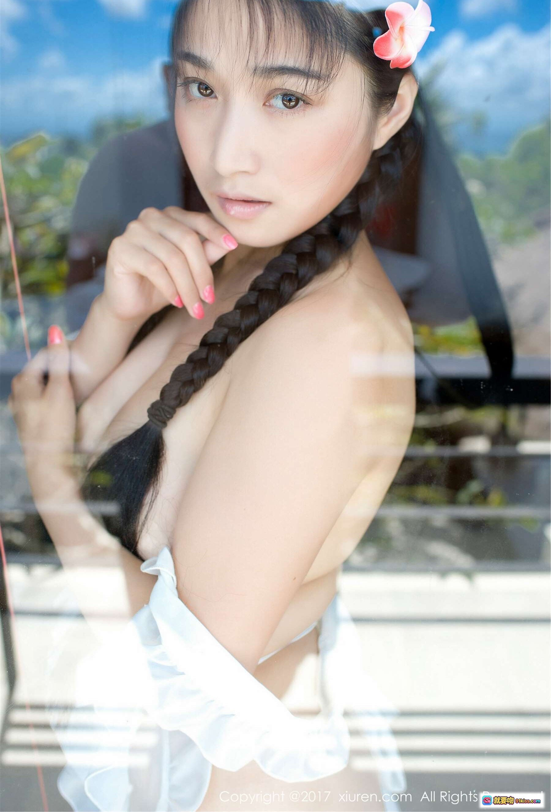 图片[4] - 盼盼玉奴性感写真 | 秀人网2017.05.10 No.751 | 窗边裸露美胸 | 长发双辫诱惑 | 自然光柔美肌肤 | 高清70P大图集 - 就要吻