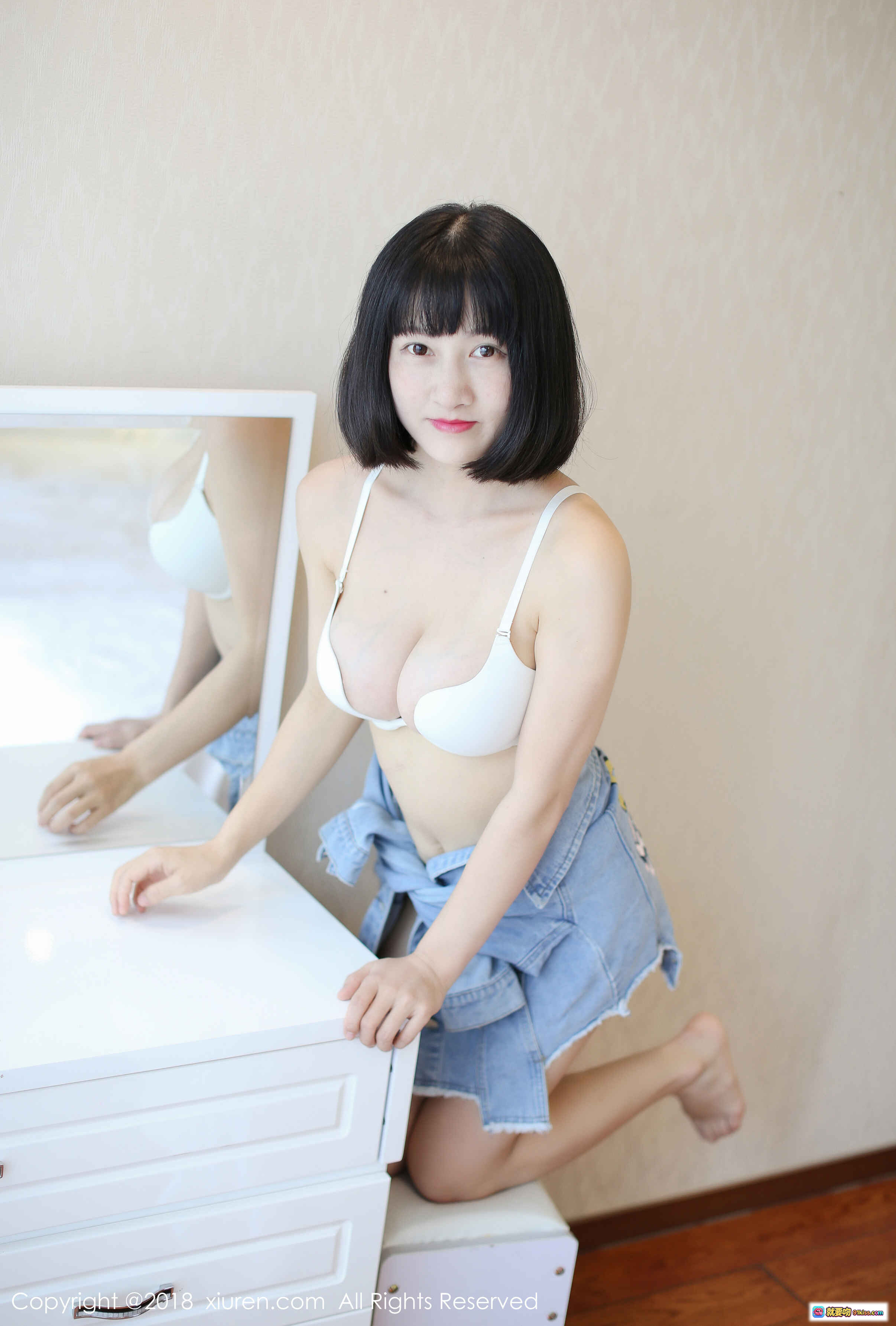 图片[9] - 黑裙少女室内写真 | 短发清纯风 | 优雅吊带连衣裙 | 秀人网2018精选美图 - 就要吻