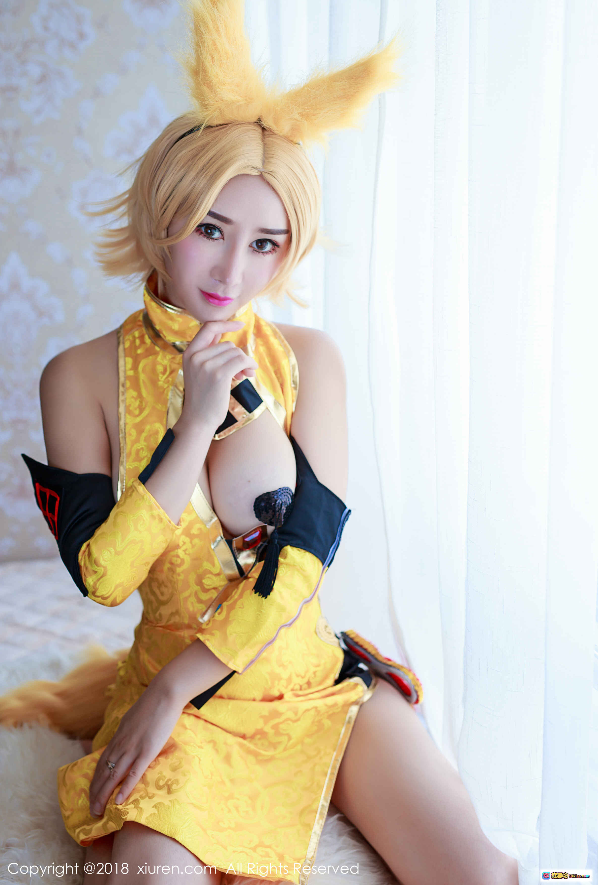 图片[10] - 邹晶晶女王COS写真｜金色旗袍兔耳造型｜秀人网No.937性感私房照 - 就要吻