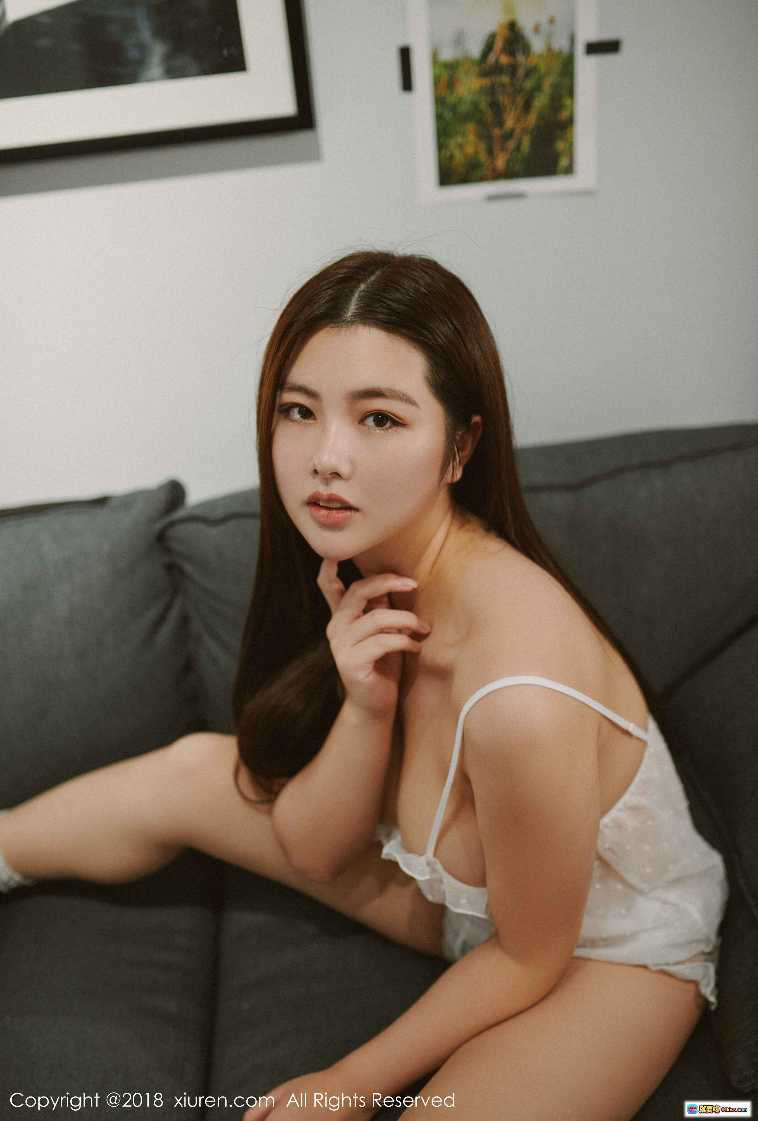 图片[7] - 娜露Selena性感写真｜白色蕾丝内衣私房照｜秀人网2018精选｜沙发慵懒风美拍 - 就要吻