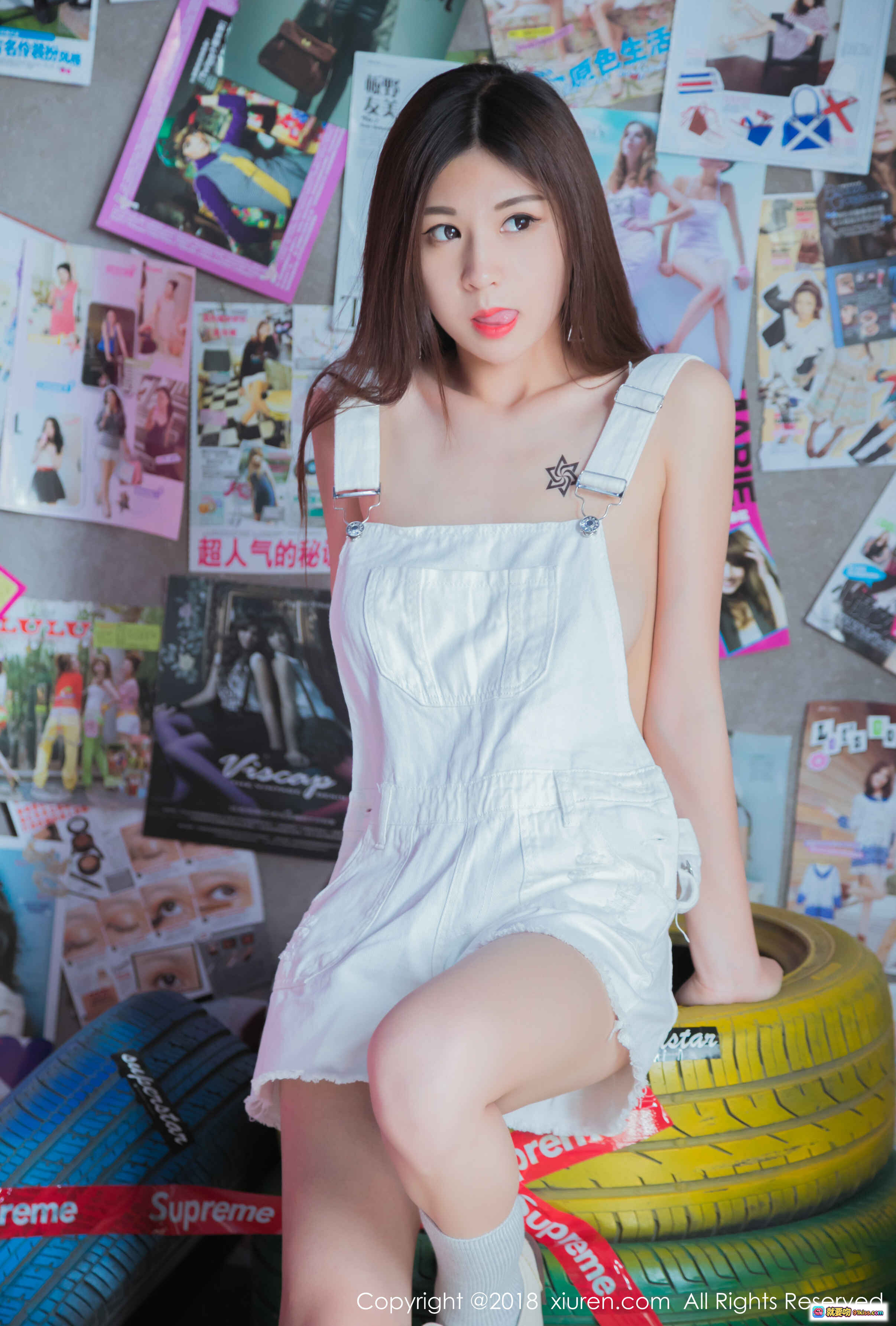 图片[3] - 点点lily性感写真｜白色蕾丝睡衣+红玫瑰背景｜秀人网2018经典私房美图 - 就要吻