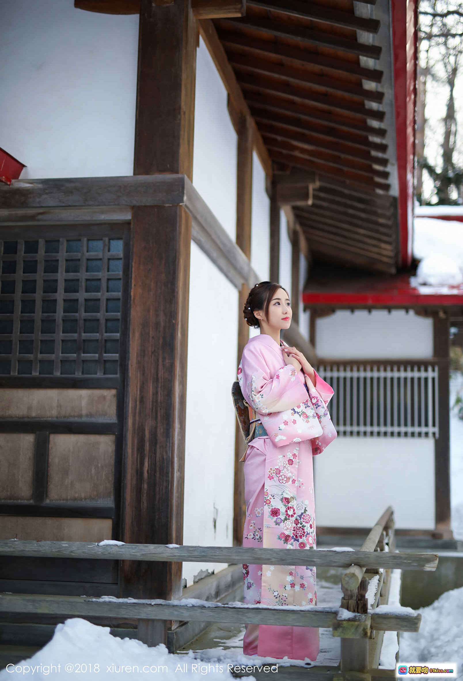 图片[8] - 粉色和服少女雪景写真 | 手持樱花扇 | 日式传统服饰 | 猫宝模特 | XIUREN秀人网2018精选 - 就要吻