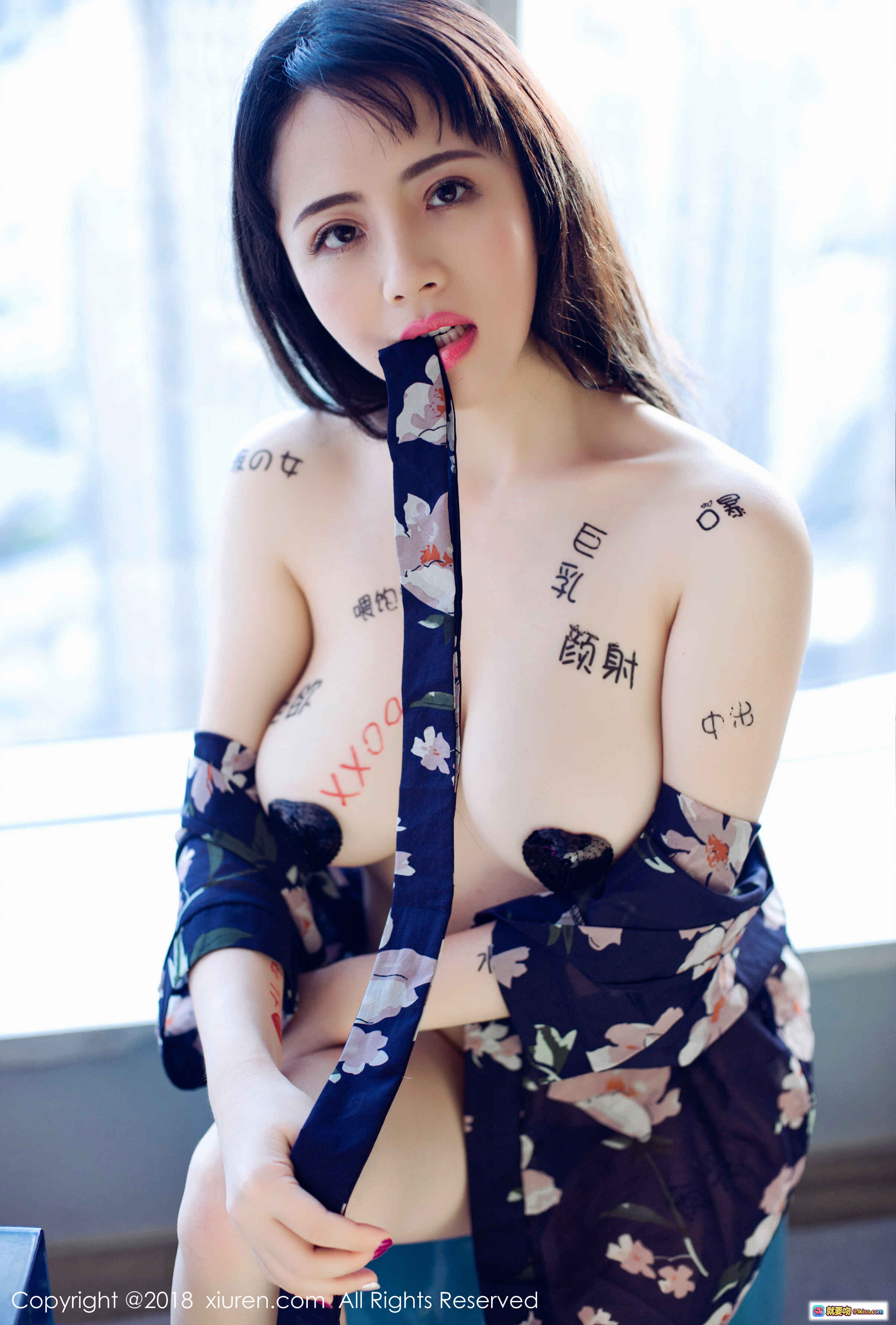 图片[6] - 瑞瑞ruirui性感写真 | 花纹丝带诱惑 | 巨乳颜射纹身点缀 | XIUREN秀人网2018.09.06 No.1151高清美图 - 就要吻