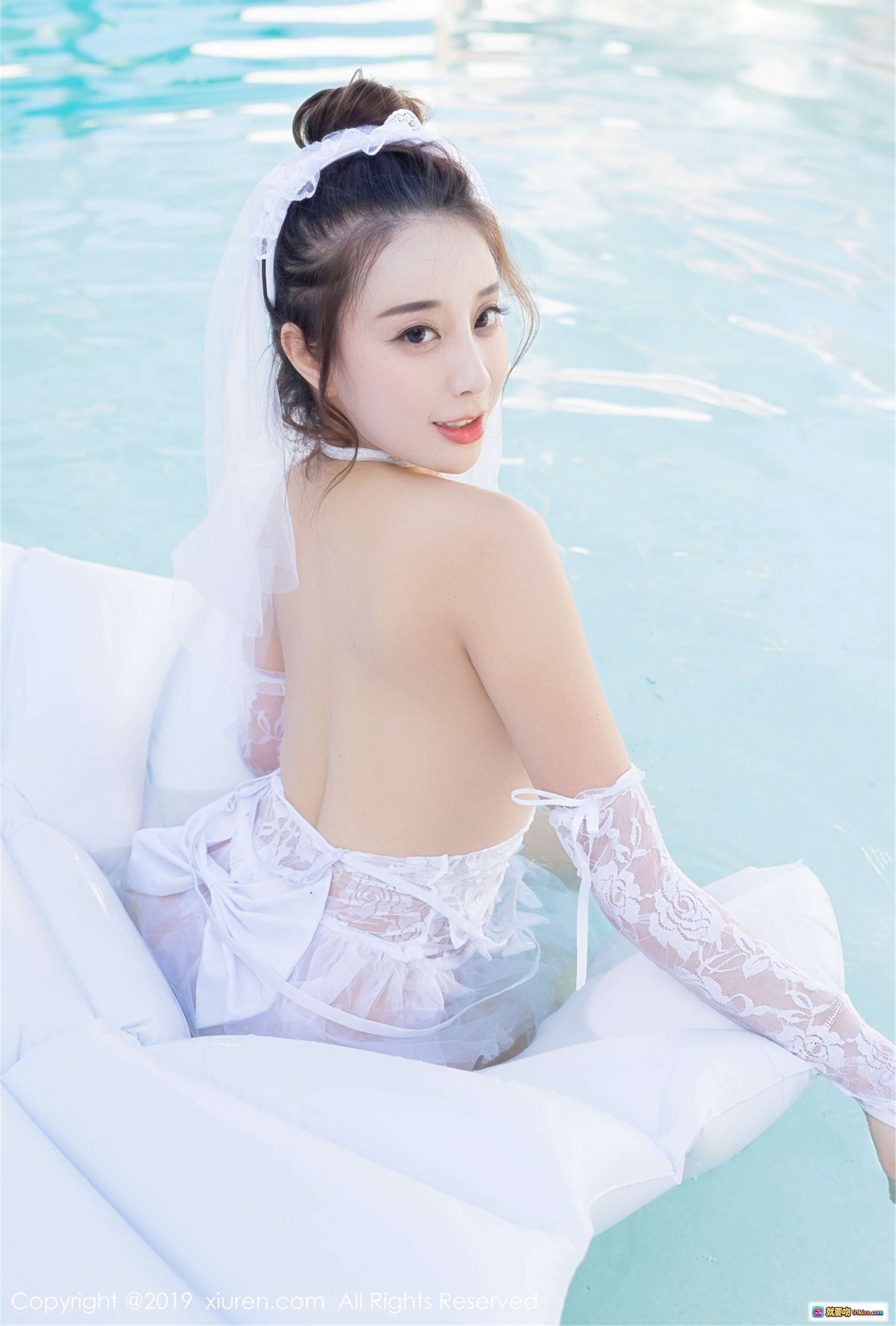 图片[9] - 筱慧Cindy性感红蕾丝内衣黑丝美腿高跟鞋写真 – XIUREN秀人网2019.05.05 No.1428 - 就要吻