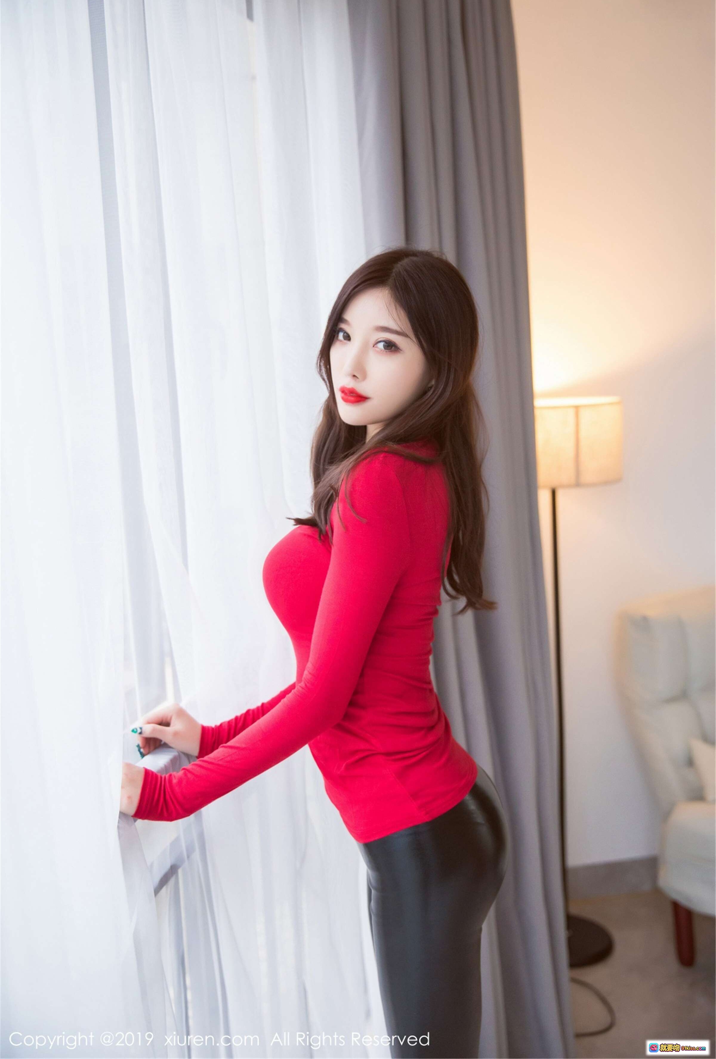 图片[9] - 杨晨晨sugar性感写真 | 紫色内衣+黑色皮裤 | 窗边私房美拍 | XIUREN秀人网2019.04.23 No.1411 - 就要吻