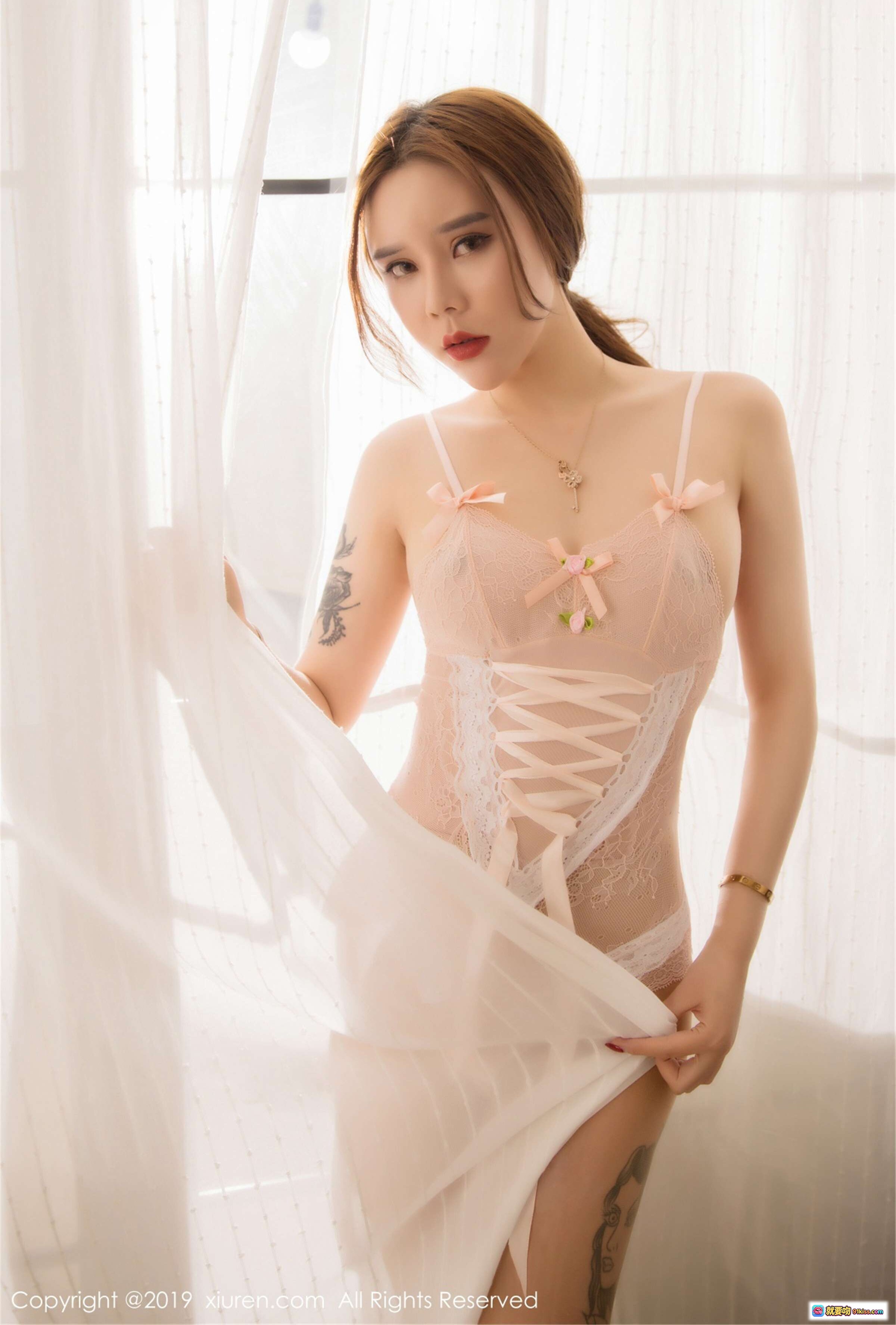 图片[7] - 爱丽莎baby性感蕾丝内衣写真 – 粉色系镂空绑带设计 纹身美女私房照 XIUREN秀人网2019精选 - 就要吻