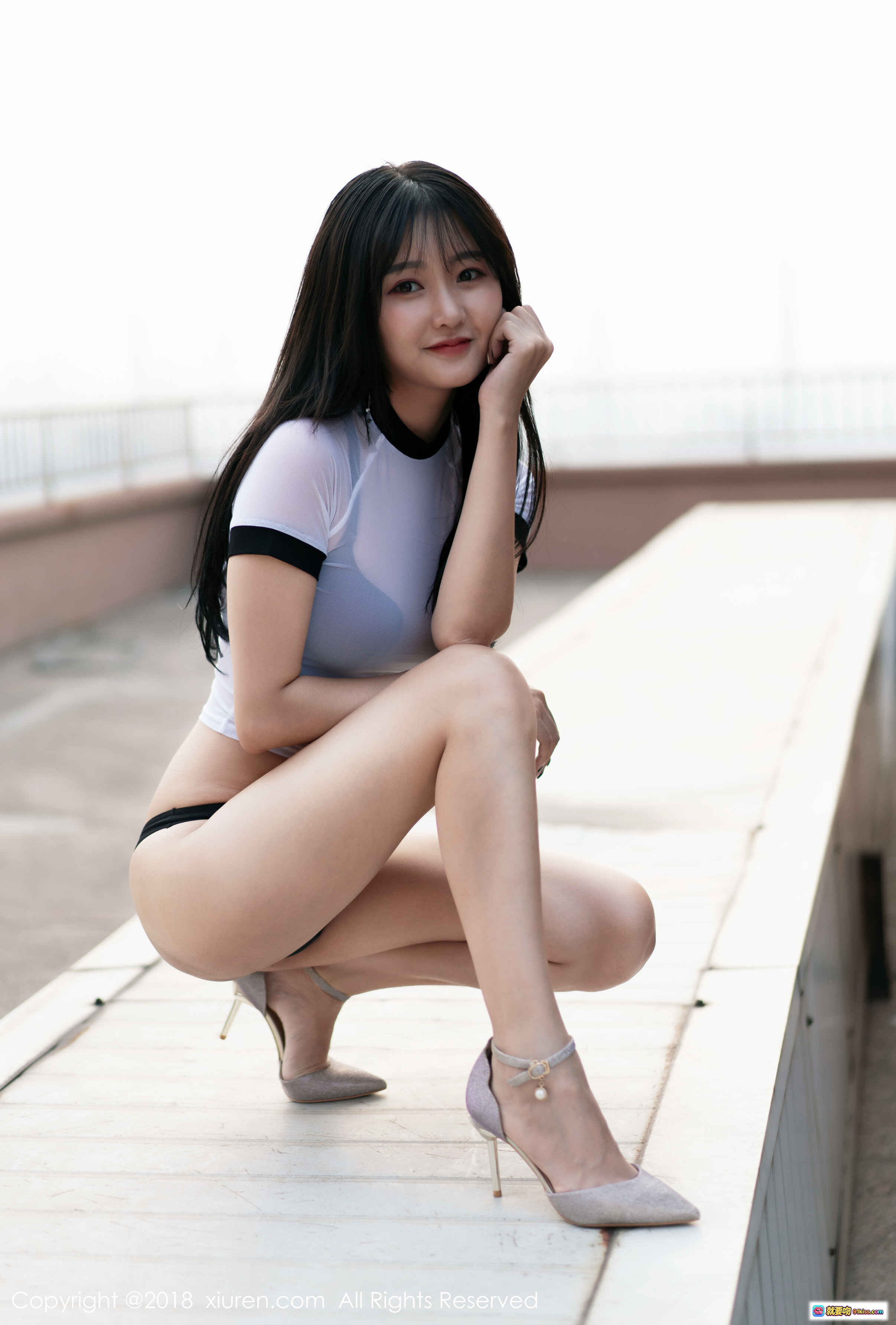 图片[10] - 拉拉Lala性感写真｜白色透视上衣+黑色比基尼｜秀人网2018经典外拍｜纤腰翘臀女神范 - 就要吻