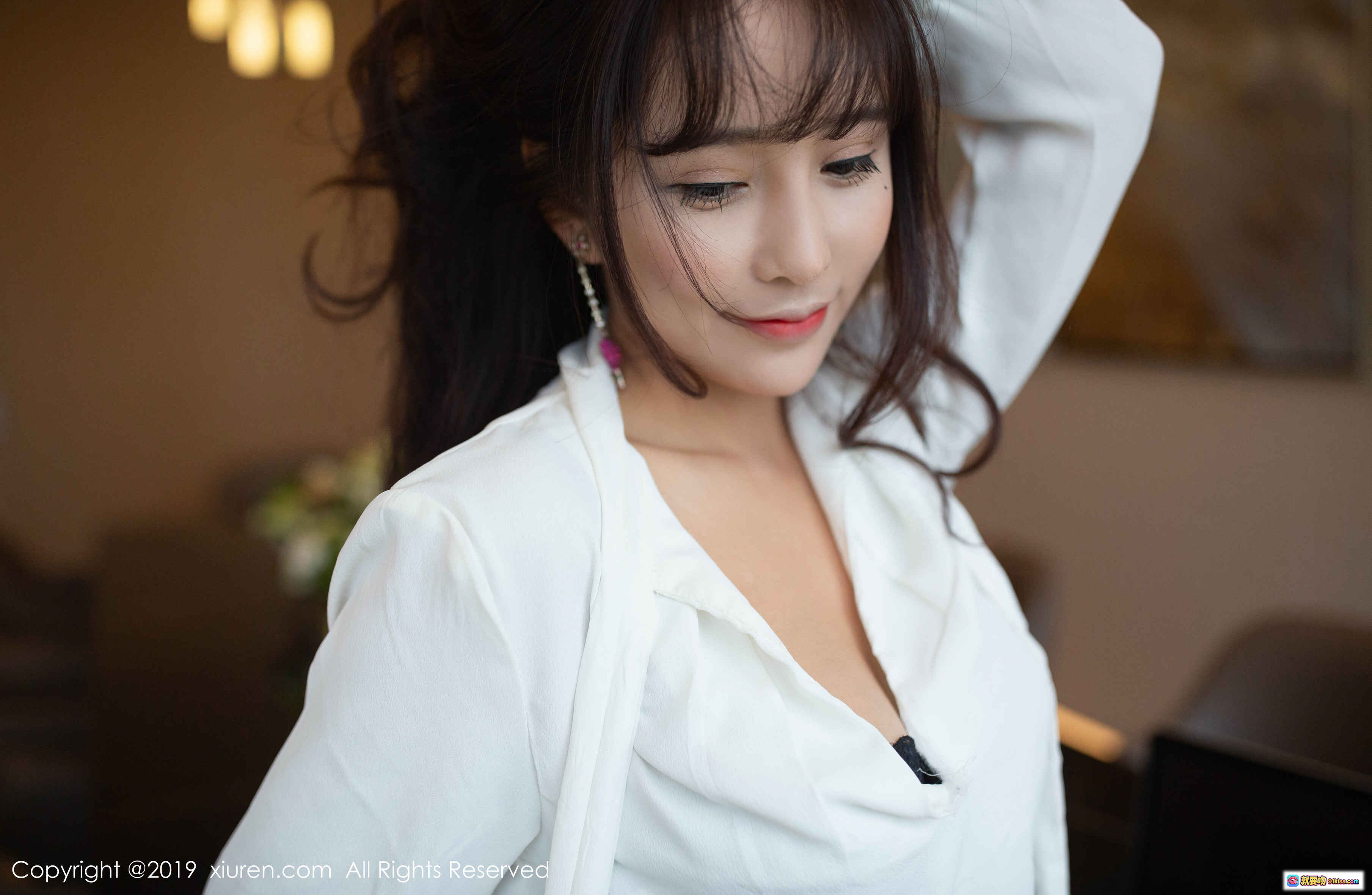 图片[1] - 陶喜乐白色衬衫写真 | XIUREN秀人网2019.11.06 No.1776 | 优雅气质美女高清图集 - 就要吻