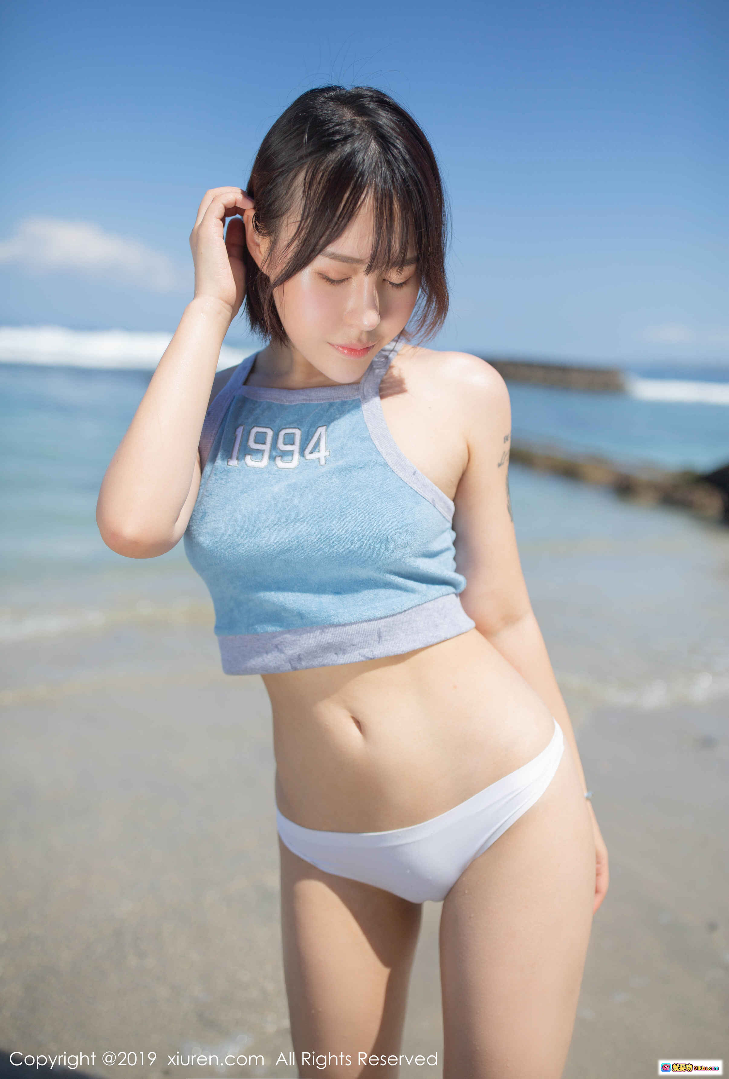 图片[4] - Evelyn艾莉夏日比基尼写真 | XIUREN秀人网2019.08.12 No.1612 | 清新性感沙滩躺椅美拍 - 就要吻