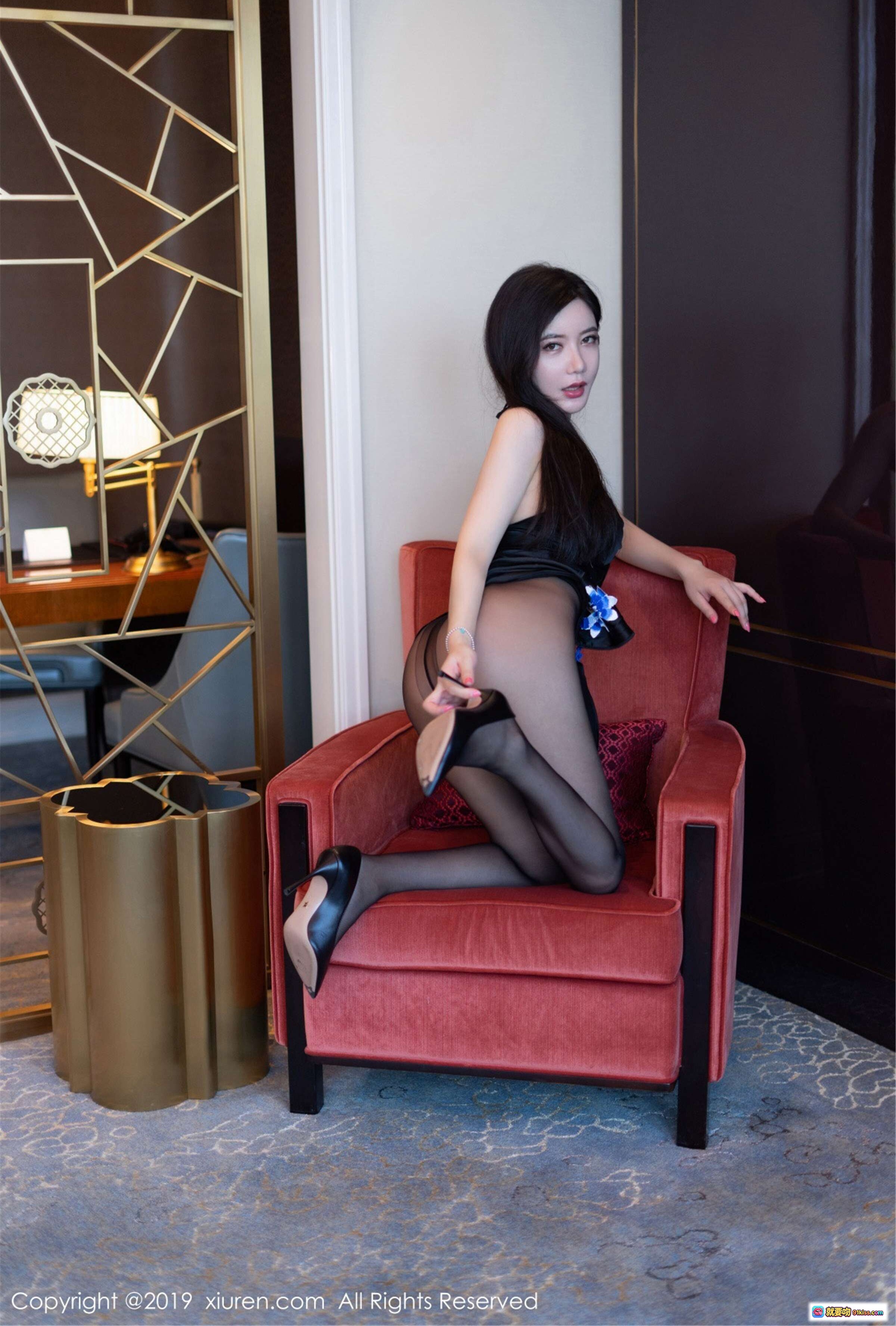 图片[7] - 心妍小公主黑丝美腿高跟性感写真 – XIUREN秀人网2019.08.05 No.1596优雅红椅私房照 - 就要吻