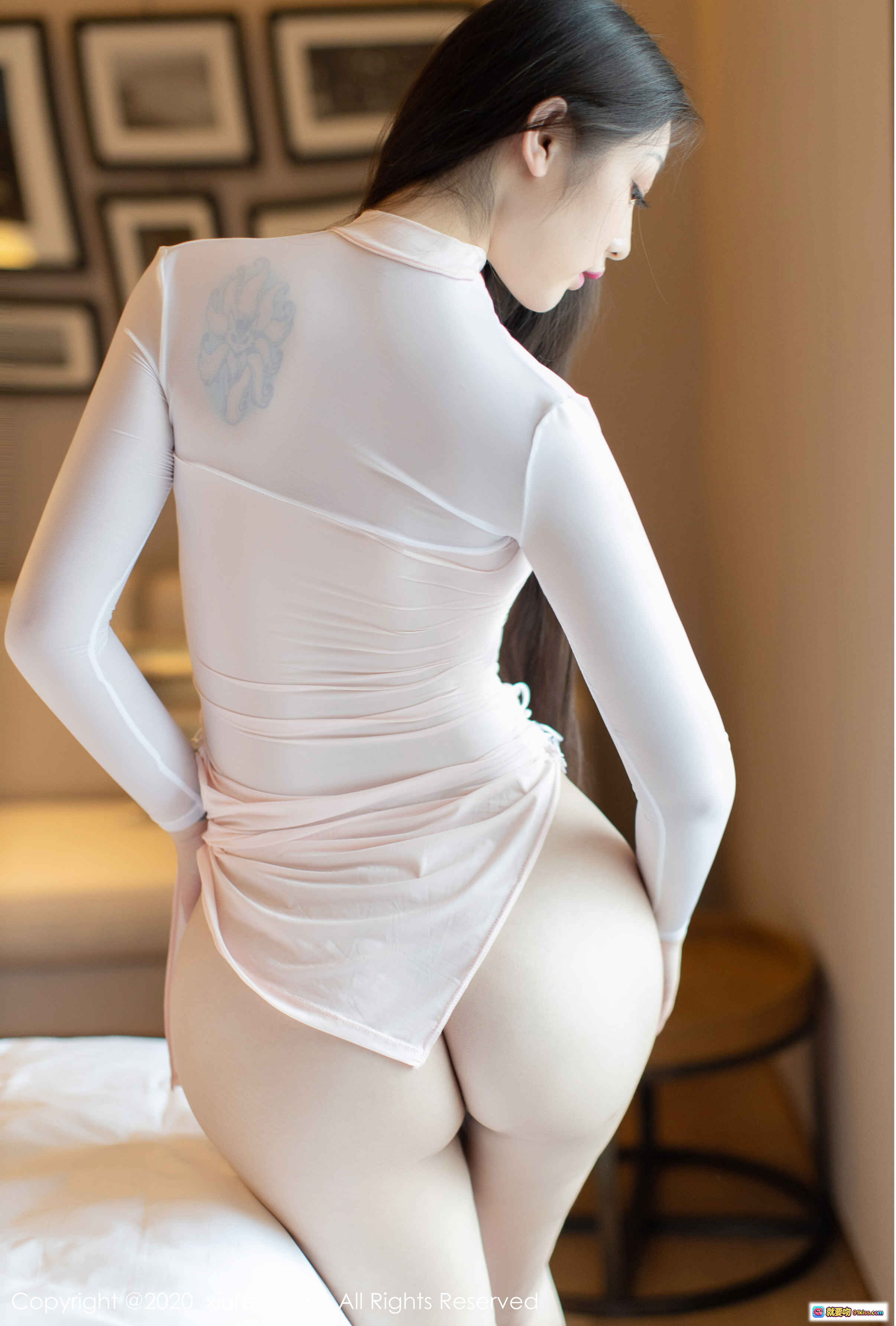 图片[3] - 妲己_Toxic 白色紧身连体衣性感写真 | XIUREN秀人网2020.01.21 No.1960 长发美臀私房摄影 - 就要吻