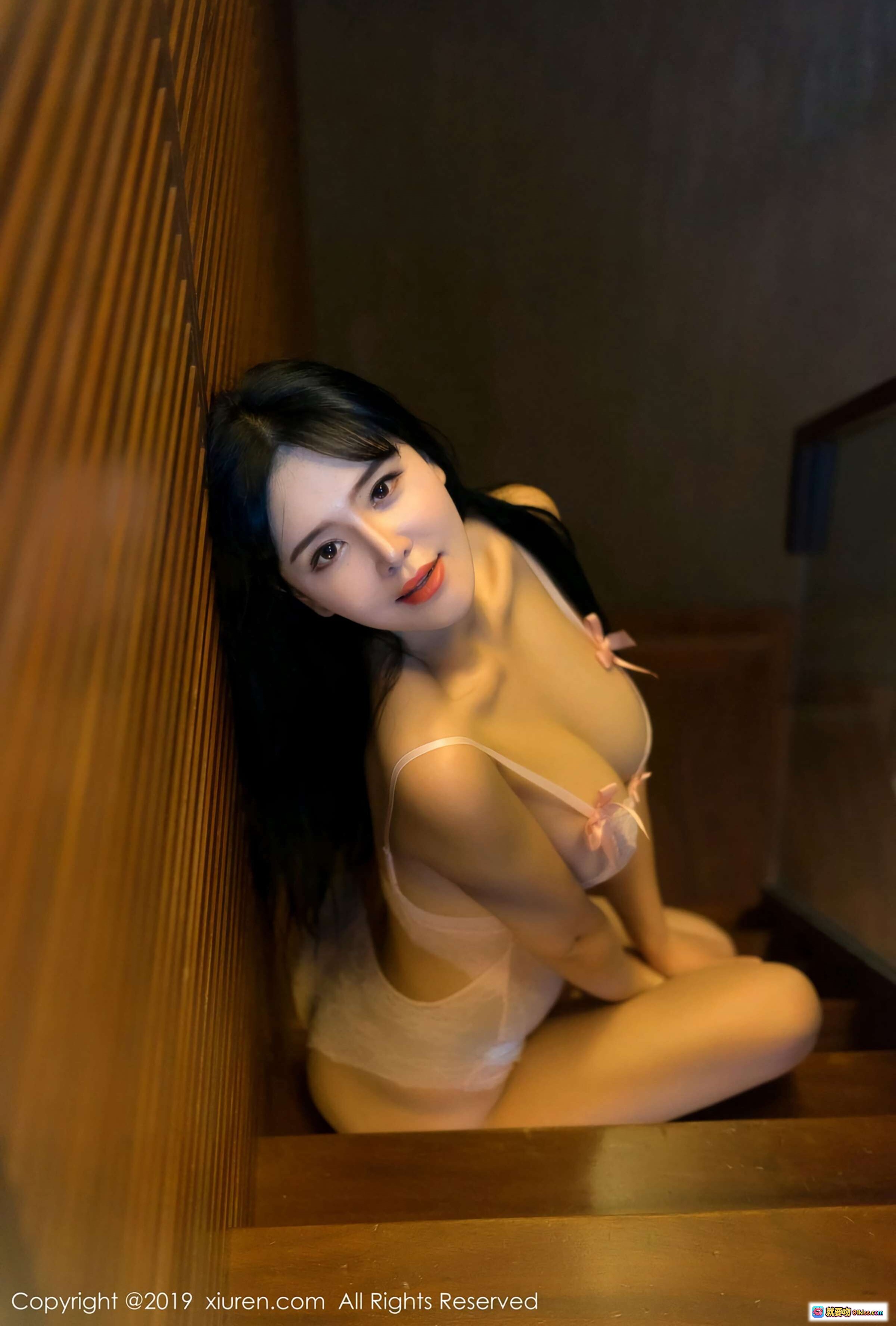 图片[8] - 刘钰儿白色深V连体衣性感写真 – XIUREN秀人网2019年3月4日No.1360高清私房照 - 就要吻