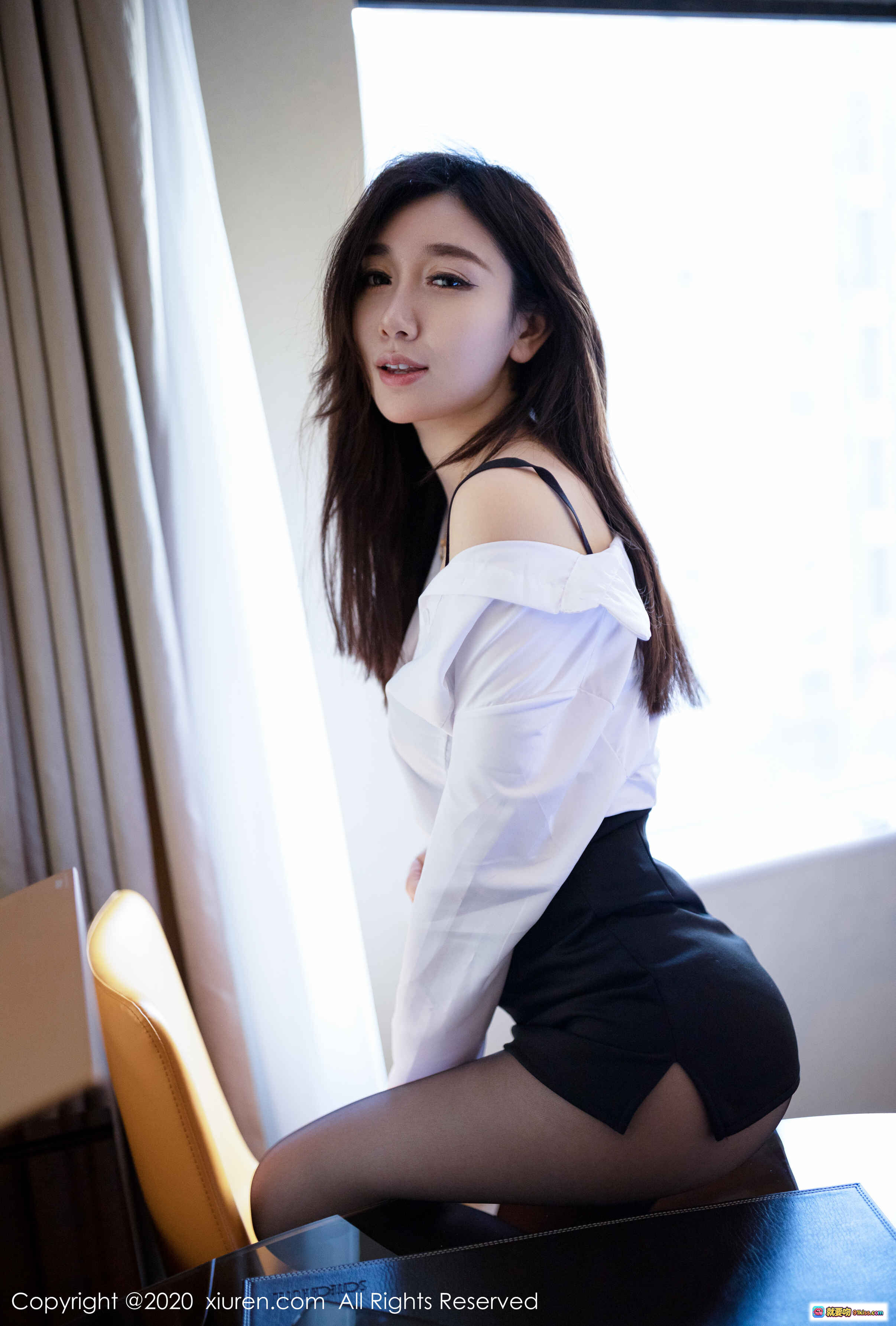 图片[6] - 伊思思白衬衫黑丝美腿写真 – XIUREN秀人网2020.01.15 No.1933高清私房照 - 就要吻