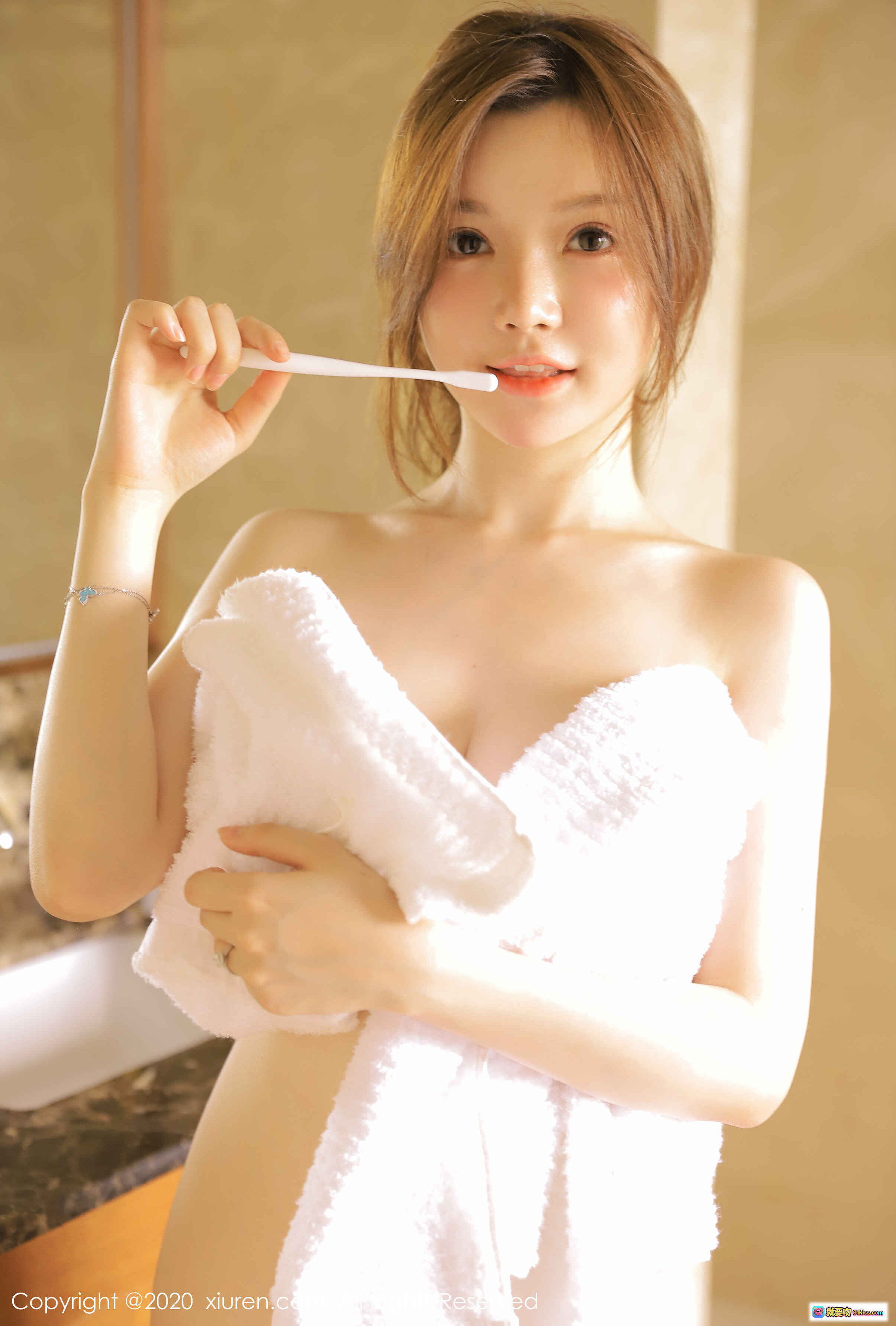 图片[8] - 糯美子Mini浴室写真 | 白色浴巾遮体 | 柔美姿态 | 秀人网2020.02.21 No.1995高清图集 - 就要吻