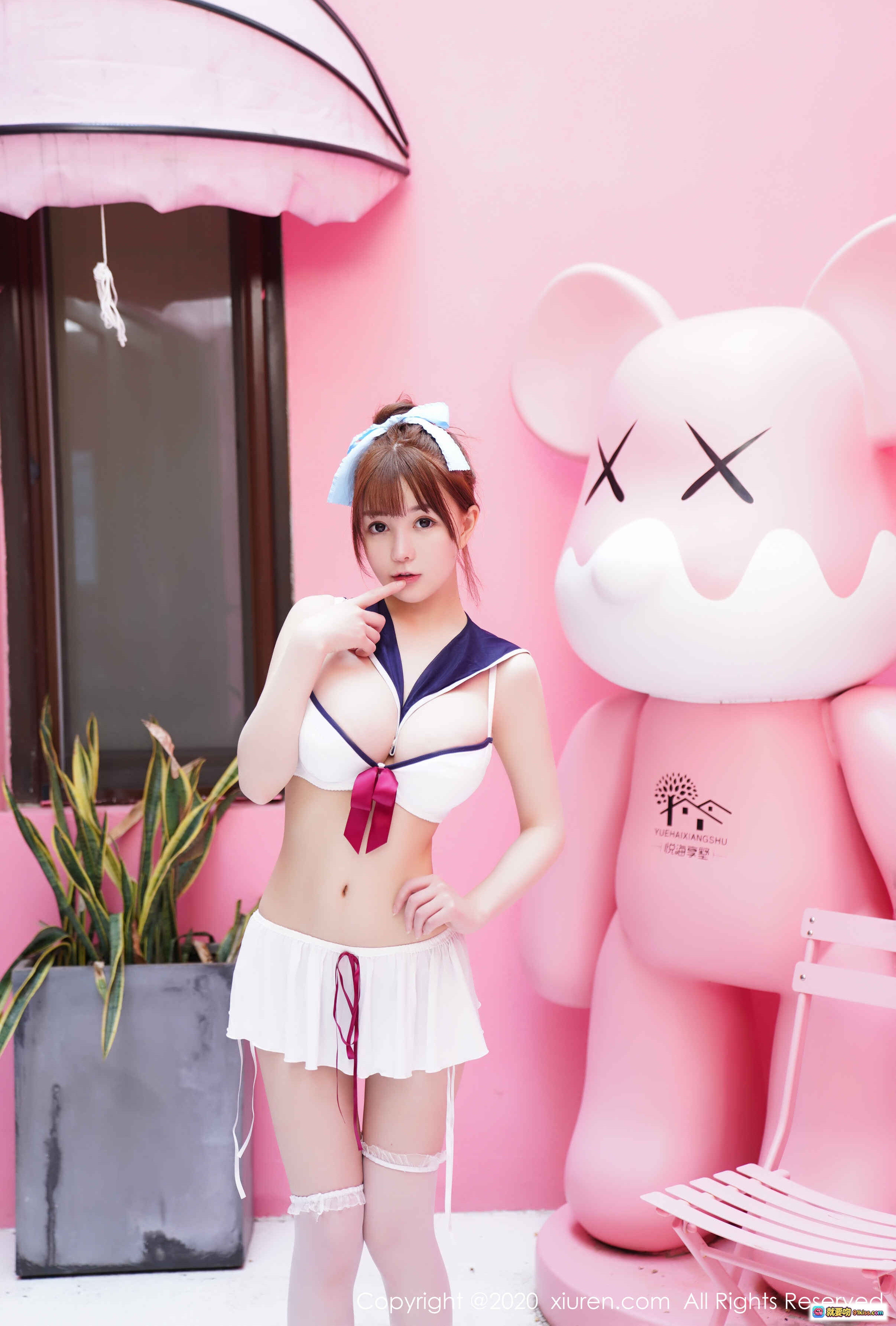 图片[9] - UU酱海军风制服写真｜甜美少女系性感诱惑｜蓝白蝴蝶结发饰｜白丝吊带袜｜秀人网2020精选美图 - 就要吻