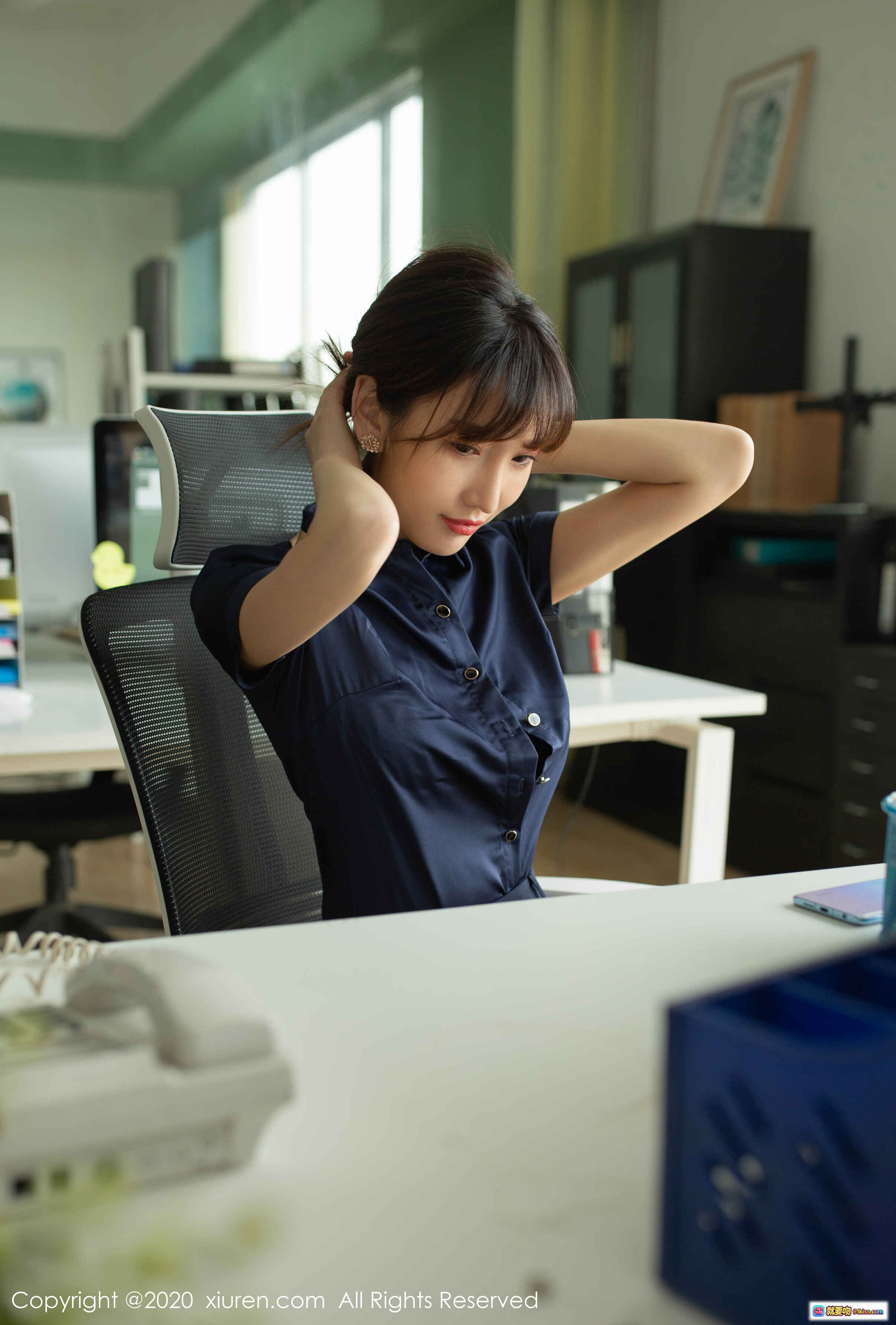 图片[7] - 陆萱萱职场OL风写真 | 深蓝衬衫配黑色包臀裙 | 办公室优雅气质美女 | 秀人网2020精选图集 - 就要吻