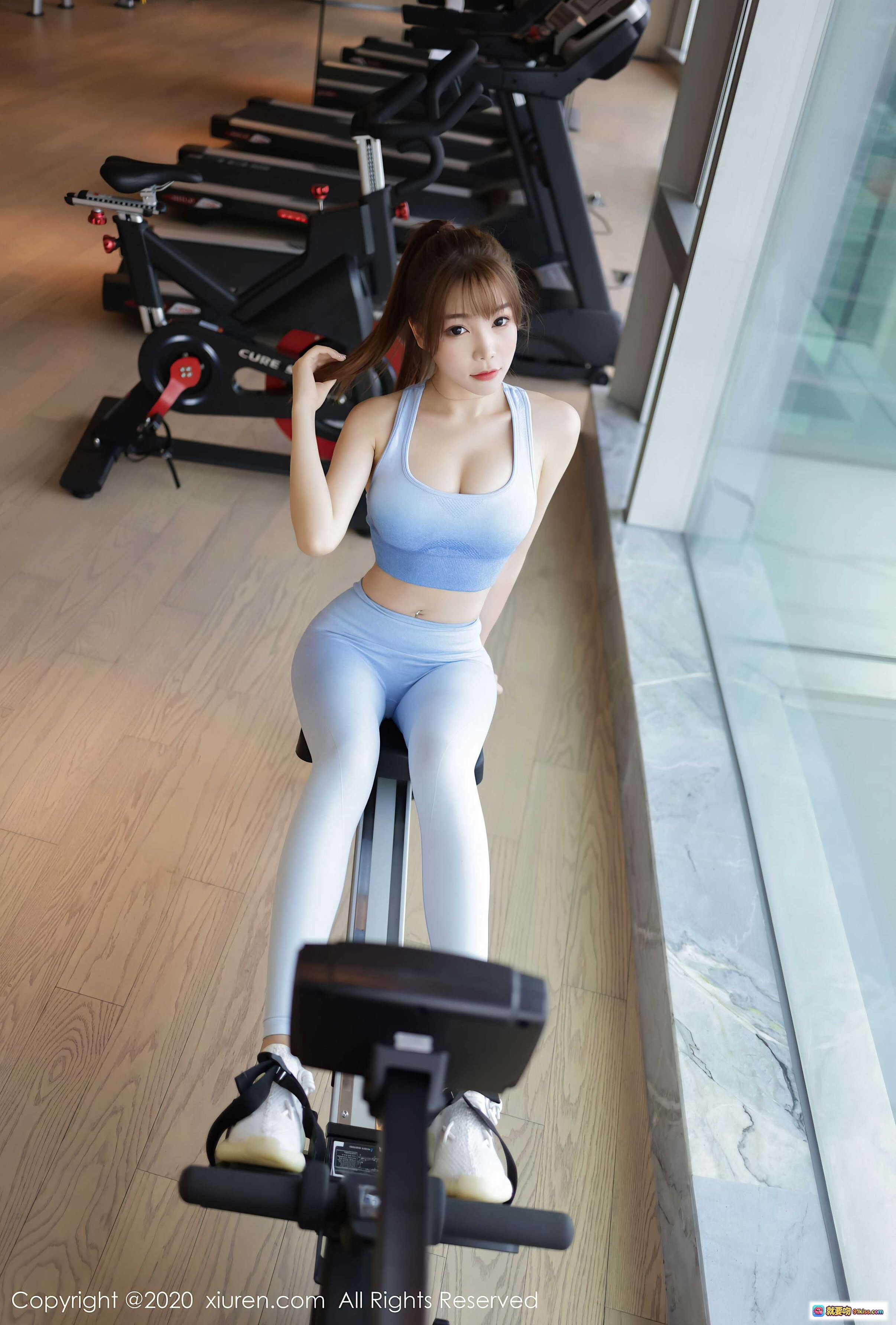 图片[10] - 芝芝booty健身美照 | 瑜伽裤运动风 | 健身房单车写真 | 秀人网2020精选 | 纤腰翘臀造型 - 就要吻