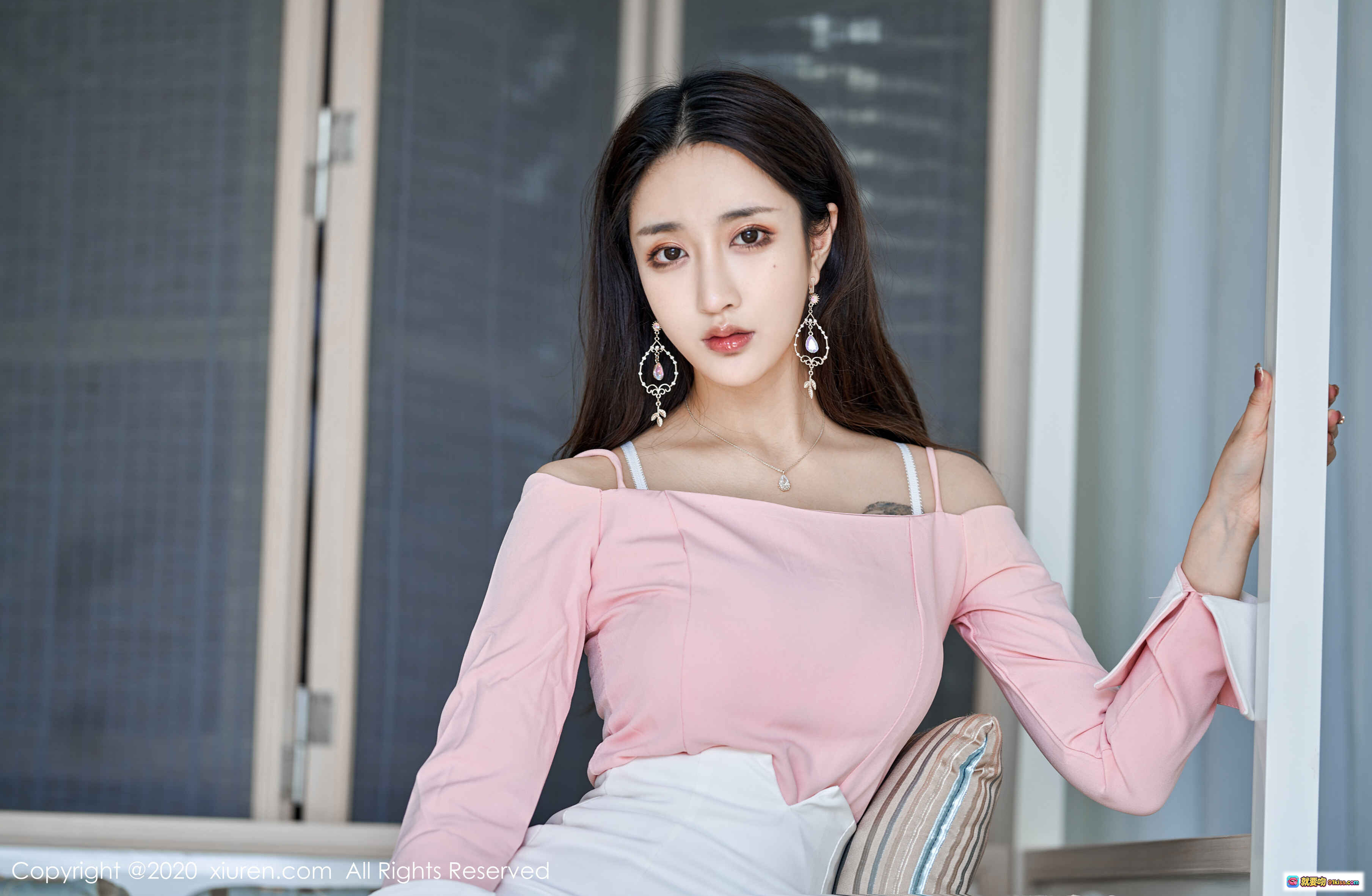 图片[8] - Betty林子欣白裙高跟美腿写真 | XIUREN秀人网2020.01.17 No.1944优雅性感户外摄影 - 就要吻