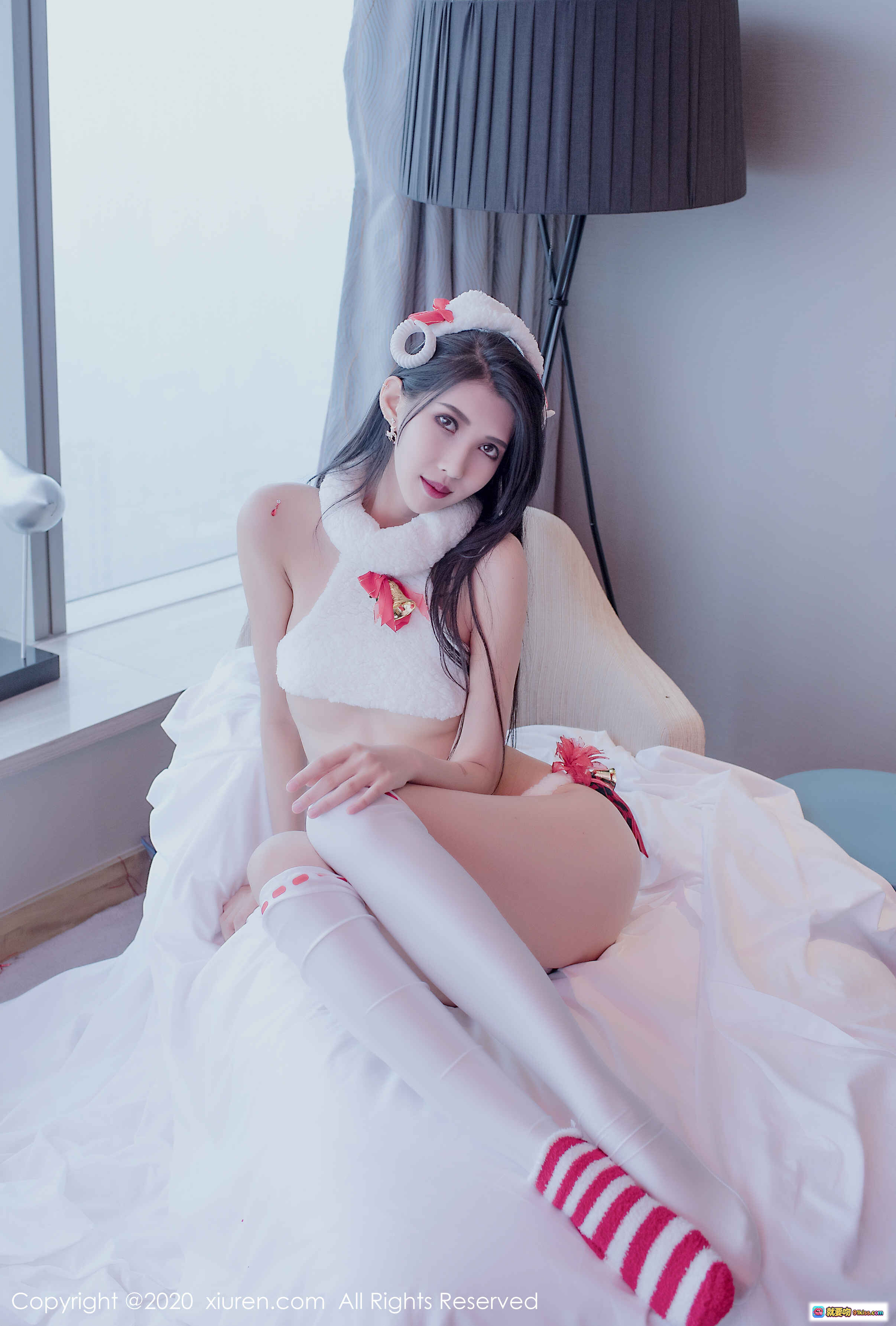 图片[10] - 葛征Model闪耀金粉亮片短裙写真｜高跟美腿酒店室内优雅造型｜XIUREN秀人网2020.03.16 No.2061 - 就要吻