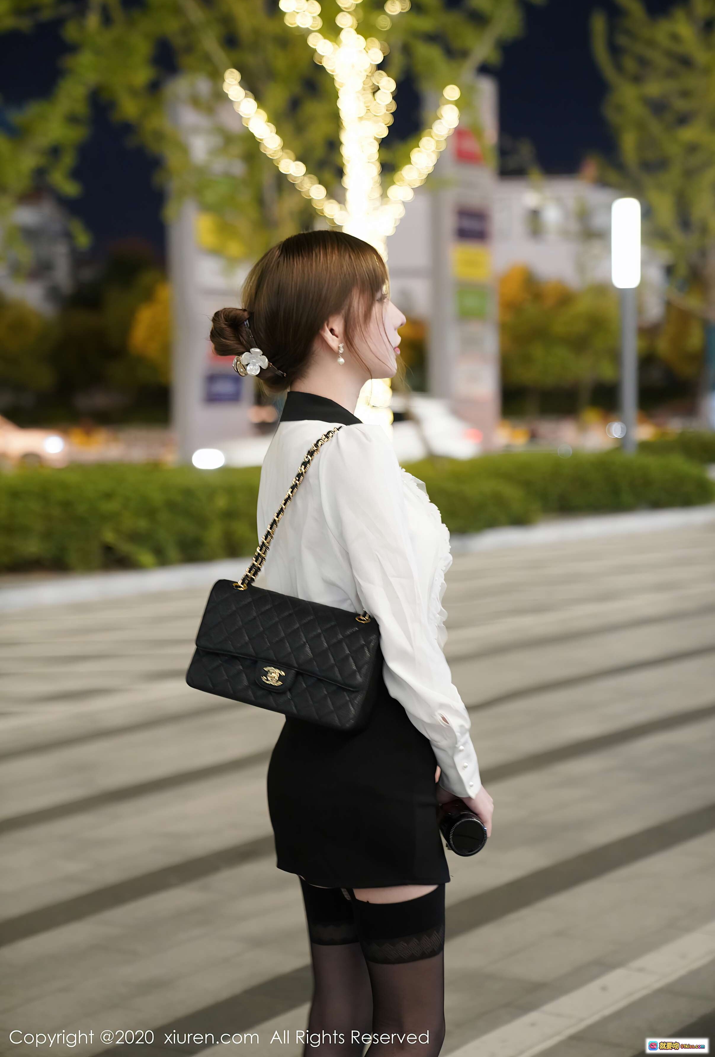 图片[7] - 周于希SANDY性感私房写真｜白色床品慵懒躺卧｜精致妆容红唇诱惑｜秀人网2020高质美图 - 就要吻