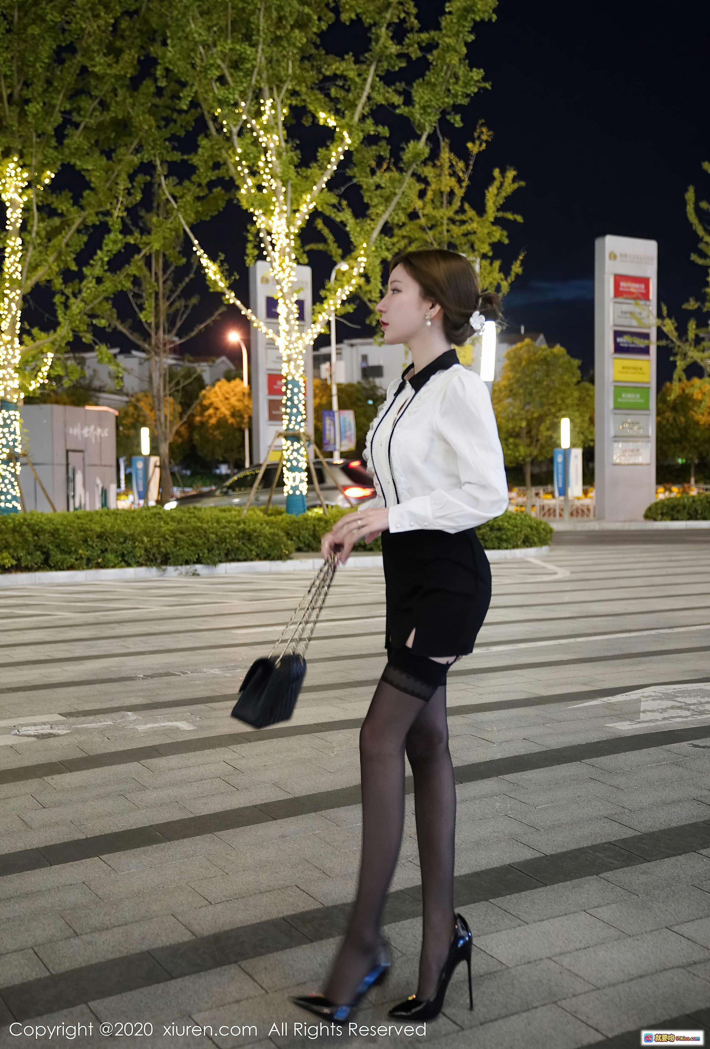 图片[10] - 周于希SANDY性感私房写真｜白色床品慵懒躺卧｜精致妆容红唇诱惑｜秀人网2020高质美图 - 就要吻