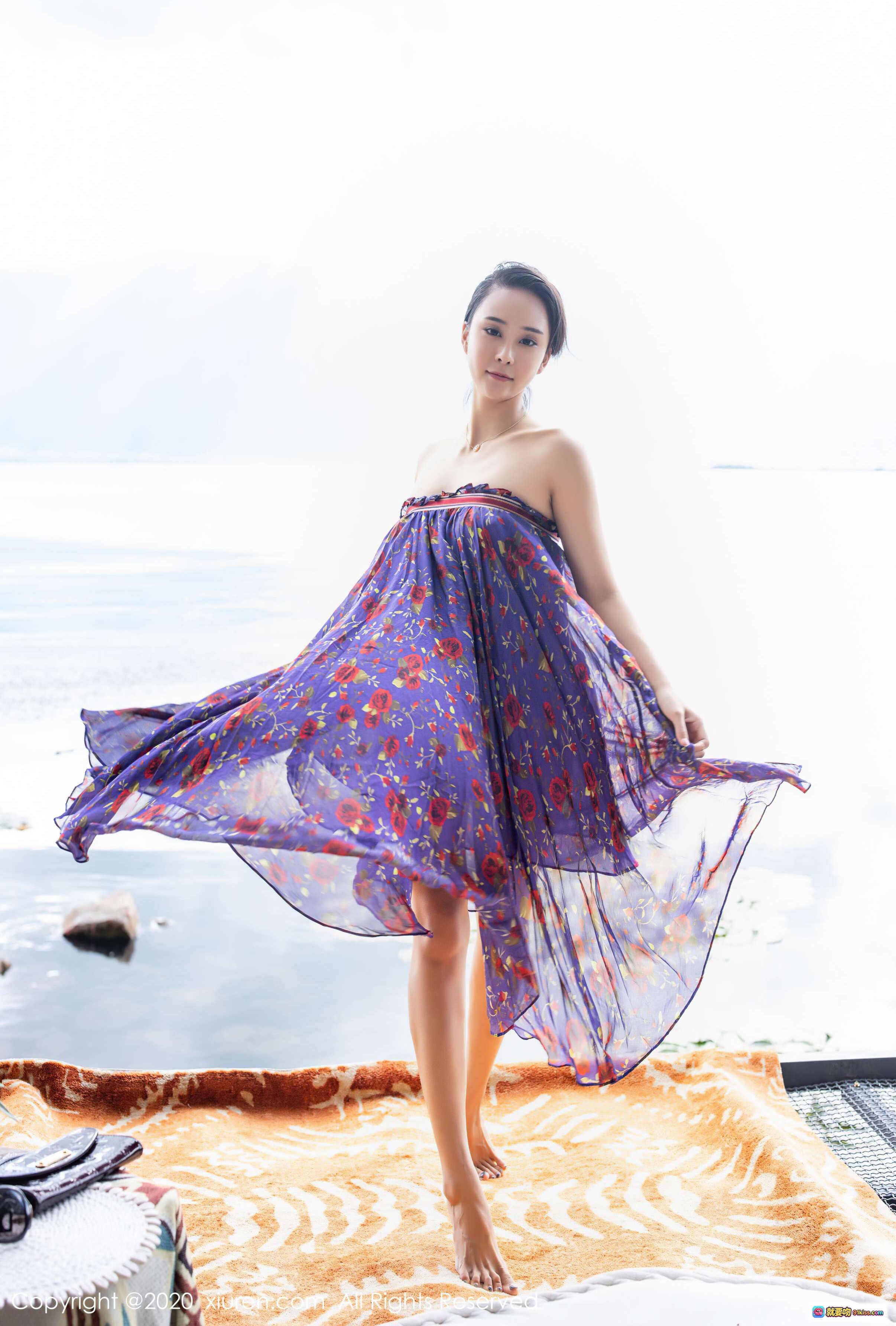 图片[1] - 蓝夏Akasha海边写真 | 紫色碎花长裙飘逸 | 秀人网VOL.2544 2020.09.09 | 裸足沙滩风情 | 高清摄影美图 - 就要吻