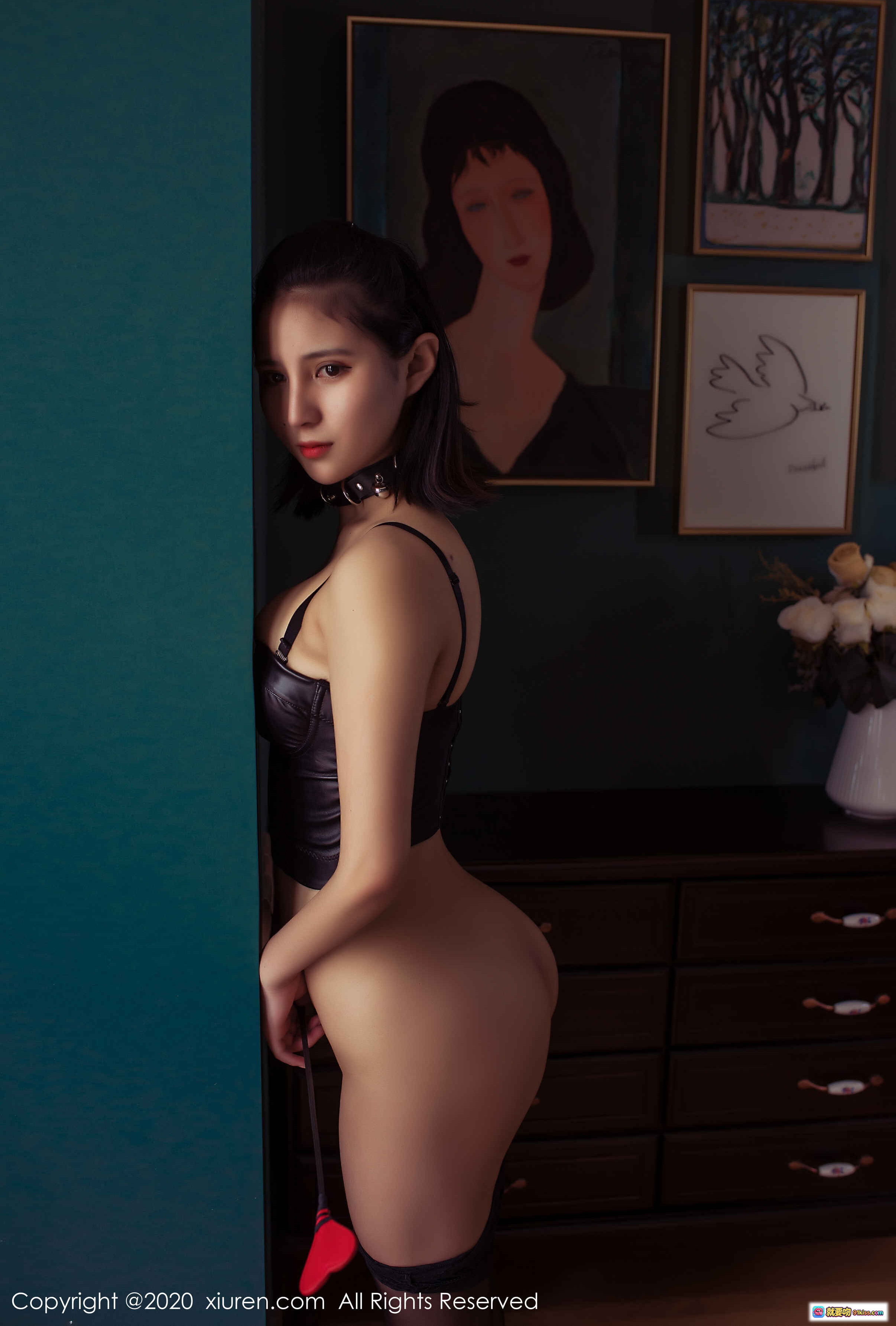 图片[10] - 久久Aimee黑皮内衣蕾丝袜高跟鞋性感写真 – XIUREN秀人网2020.04.30 No.2205 - 就要吻