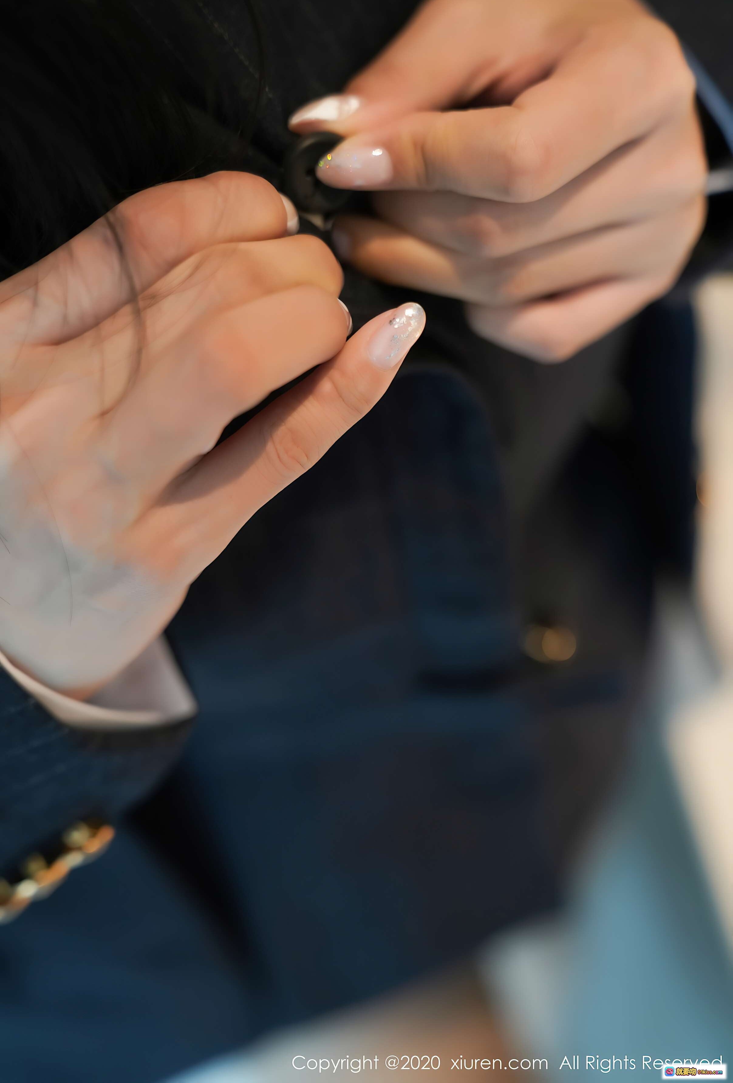 图片[4] - 小蛮妖Yummy性感丝袜美腿高跟职场风写真 – XIUREN秀人网2020.09.16 VOL.2564 - 就要吻