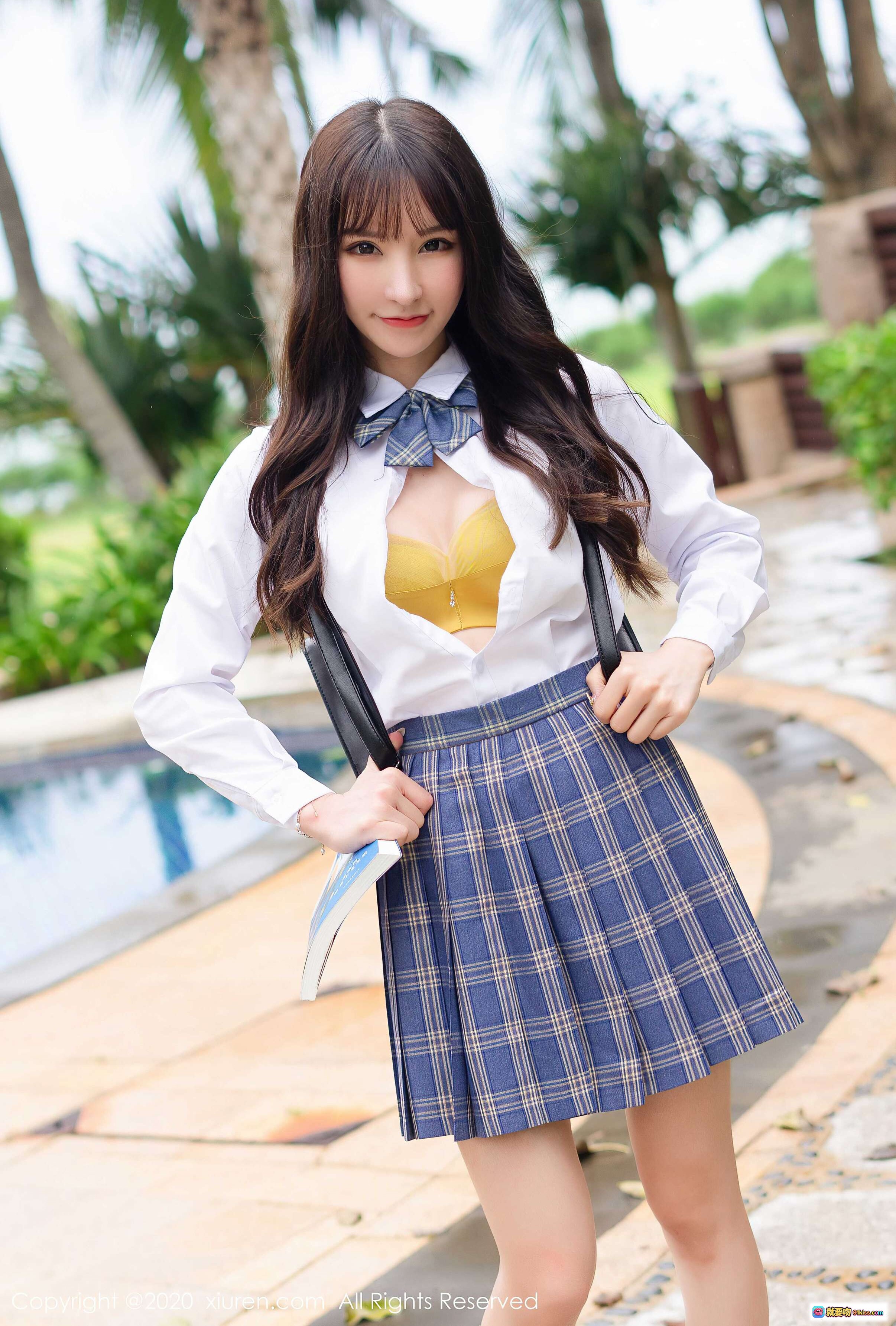 图片[9] - 周于希Sandy校园风写真｜白衬衫蓝格裙黄内衣｜秀人网2020.07.03 No.2290 - 就要吻