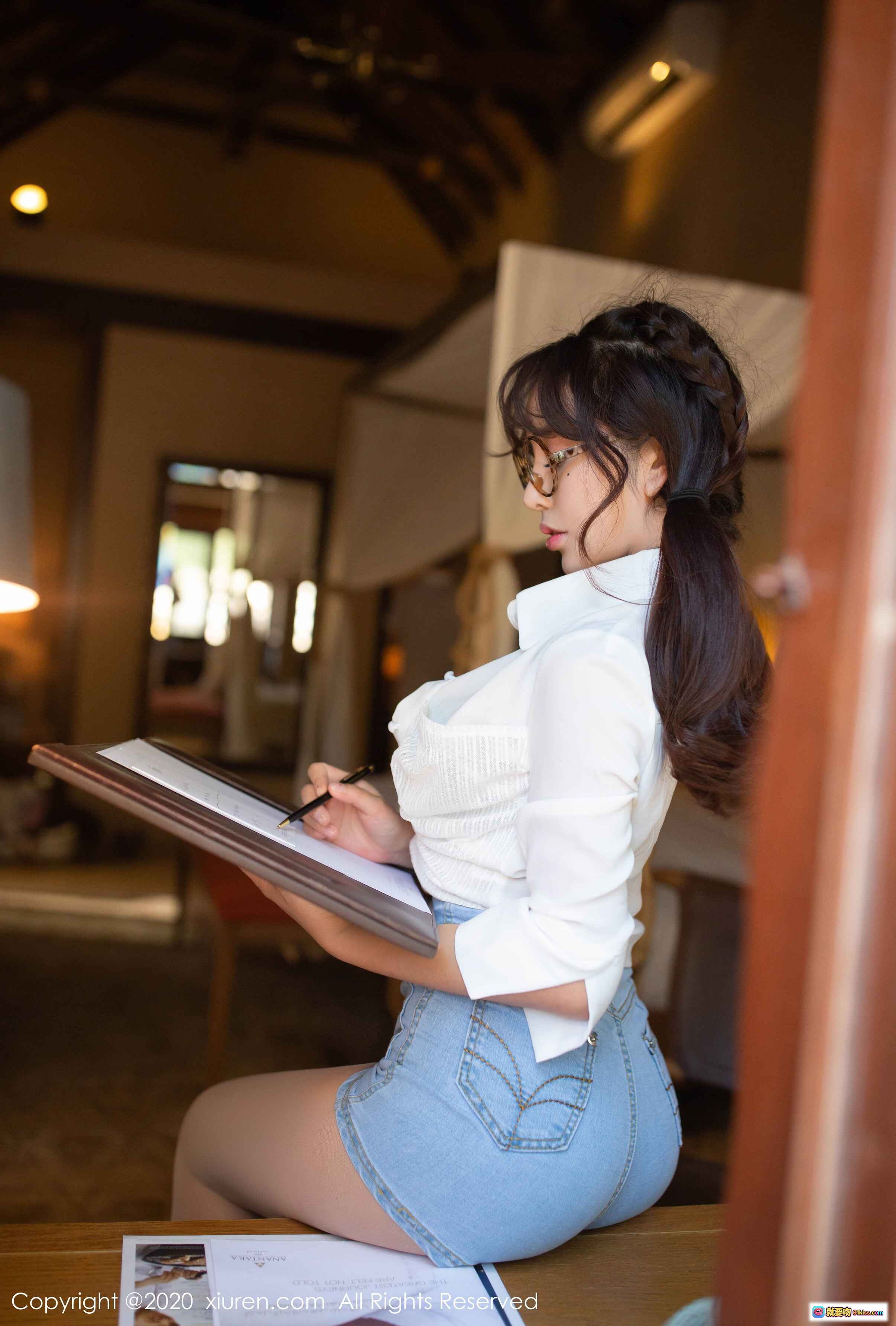 图片[7] - 陶喜乐户外写真 | 白色透视上衣+牛仔短裤 | 自然光侧拍美背 | 秀人网2020精选图集 - 就要吻