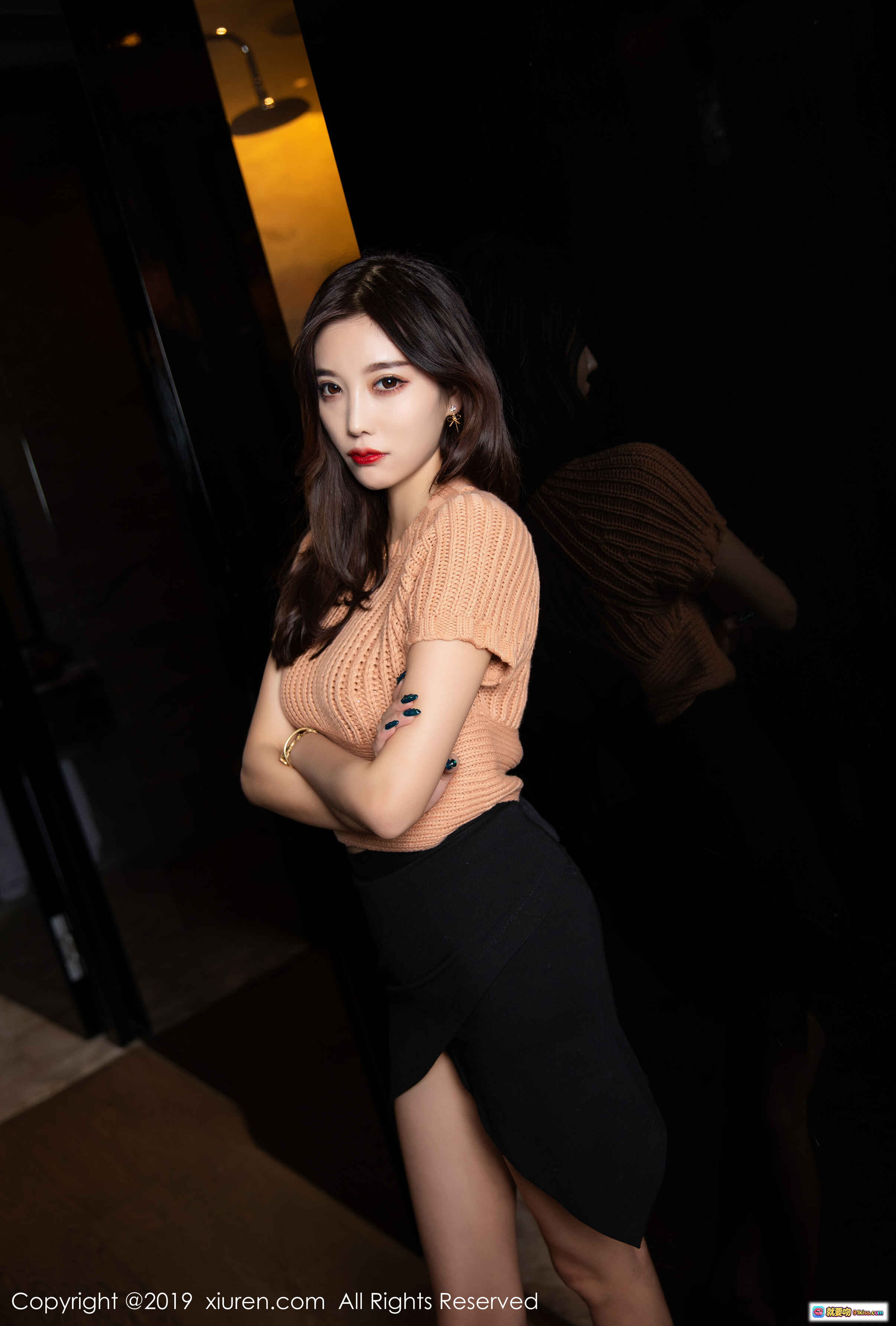 图片[10] - 杨晨晨sugar性感写真 | 橘色针织上衣+黑色短裙 | 优雅姿态室内拍摄 | XIUREN秀人网2019精选美图 - 就要吻