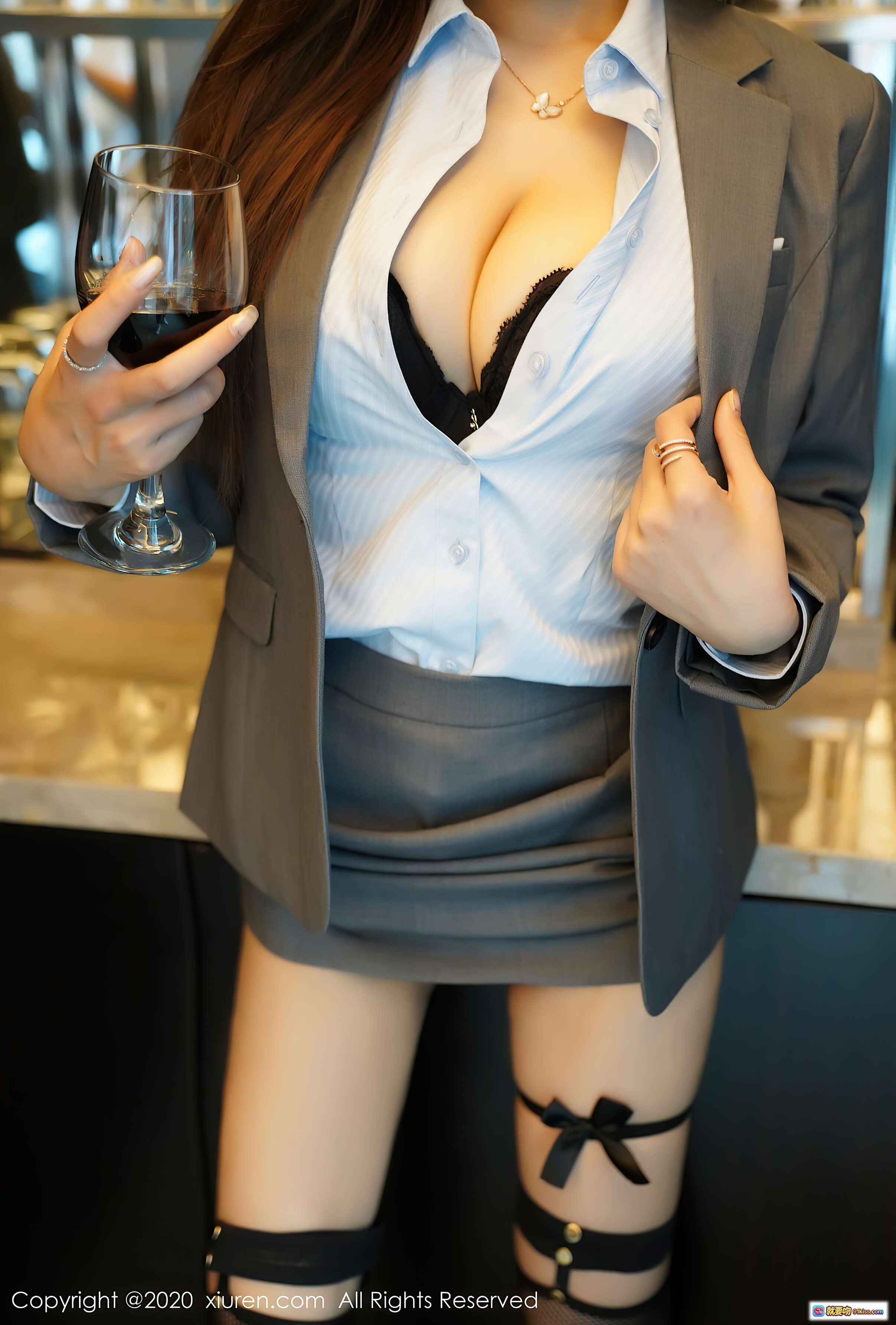 图片[6] - 周井空灰色西装套装搭配网袜黑丝美腿写真 – XIUREN秀人网2020.10.12 VOL.2638高清图集 - 就要吻