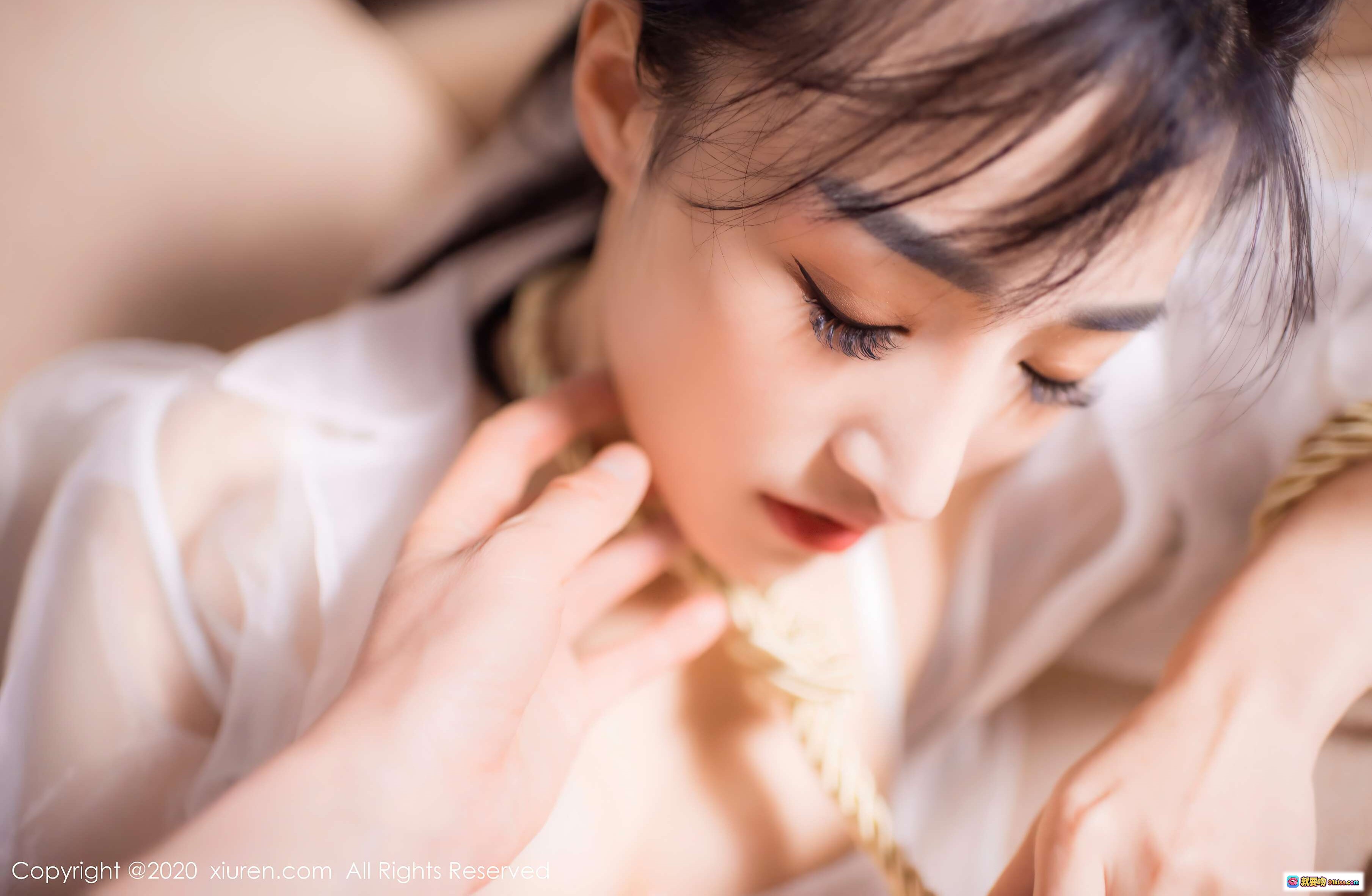 图片[10] - 陈梵妮白色蕾丝内衣写真｜秀人网2020.11.06 VOL.2746｜性感美臀私房摄影｜高清56P图集 - 就要吻