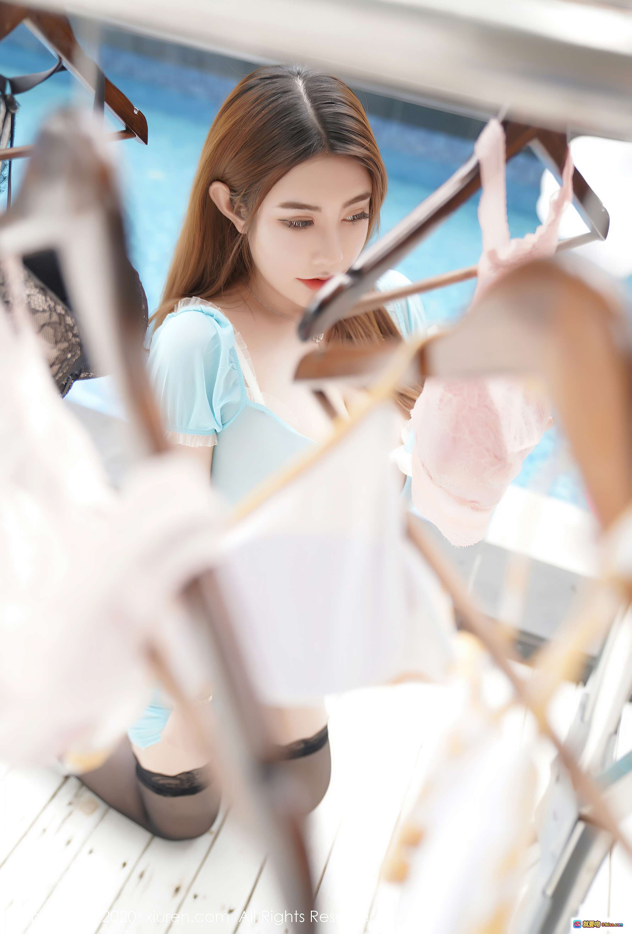 图片[4] - 软软子浅蓝透视短裙黑丝美腿写真 – XIUREN秀人网2020.11.23 VOL.2812 - 就要吻