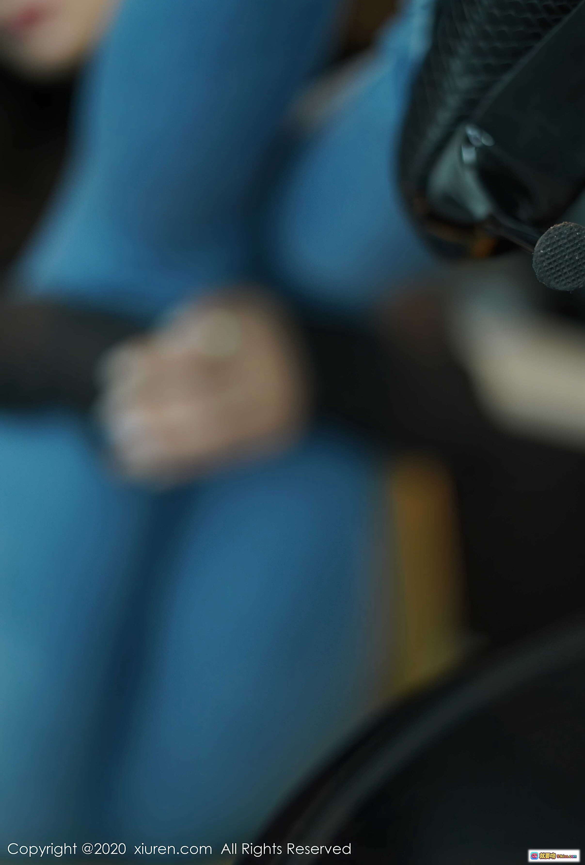 图片[3] - 小蛮妖Yummy性感黑丝美臀牛仔裤高跟鞋写真 – XIUREN秀人网2020.07.30 No.2386 - 就要吻