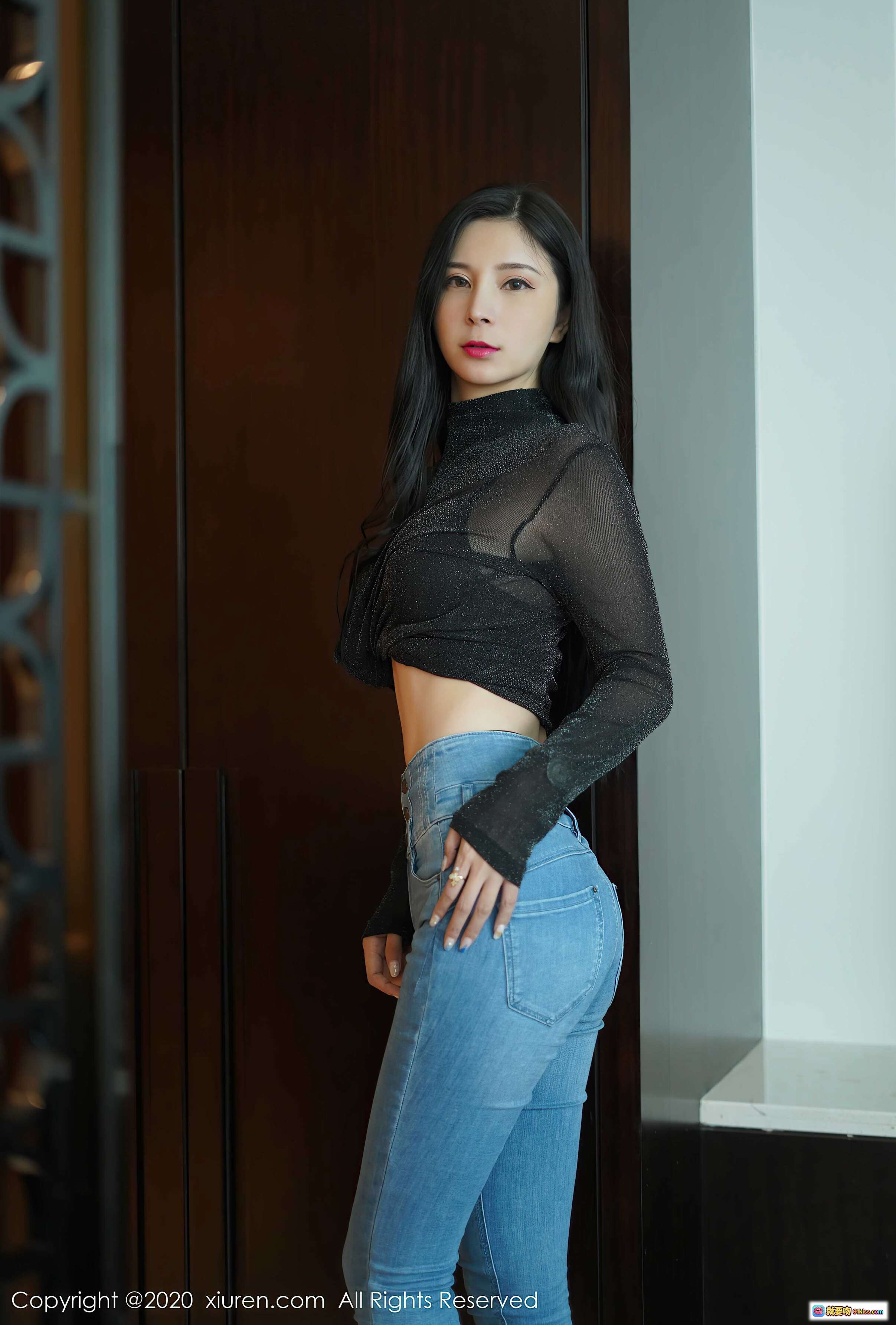 图片[10] - 小蛮妖Yummy性感黑丝美臀牛仔裤高跟鞋写真 – XIUREN秀人网2020.07.30 No.2386 - 就要吻