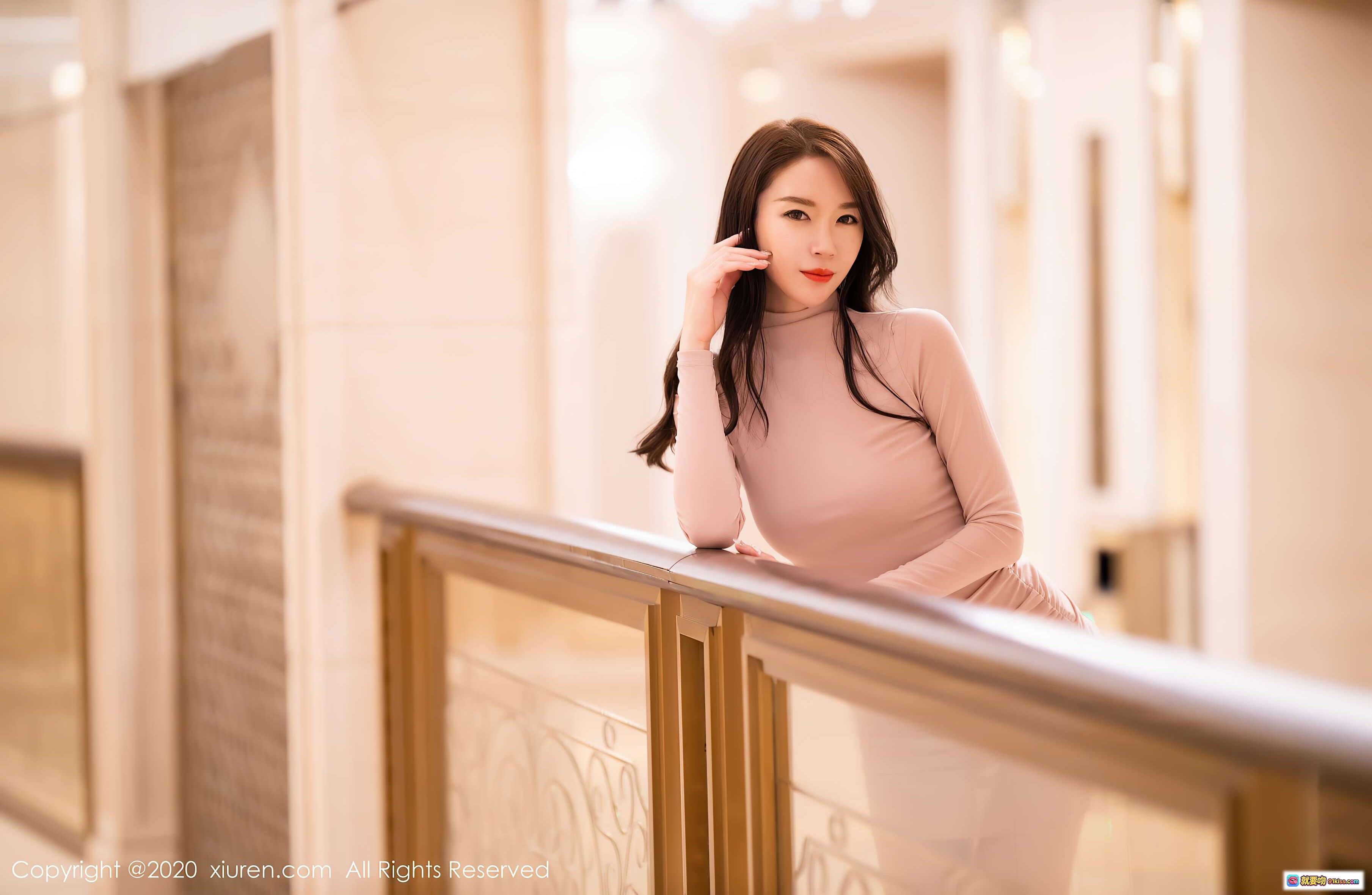 图片[7] - 梦心月粉色高领紧身衣搭配绿色蕾丝内裤性感写真 – XIUREN秀人网2020.10.20 VOL.2677 - 就要吻