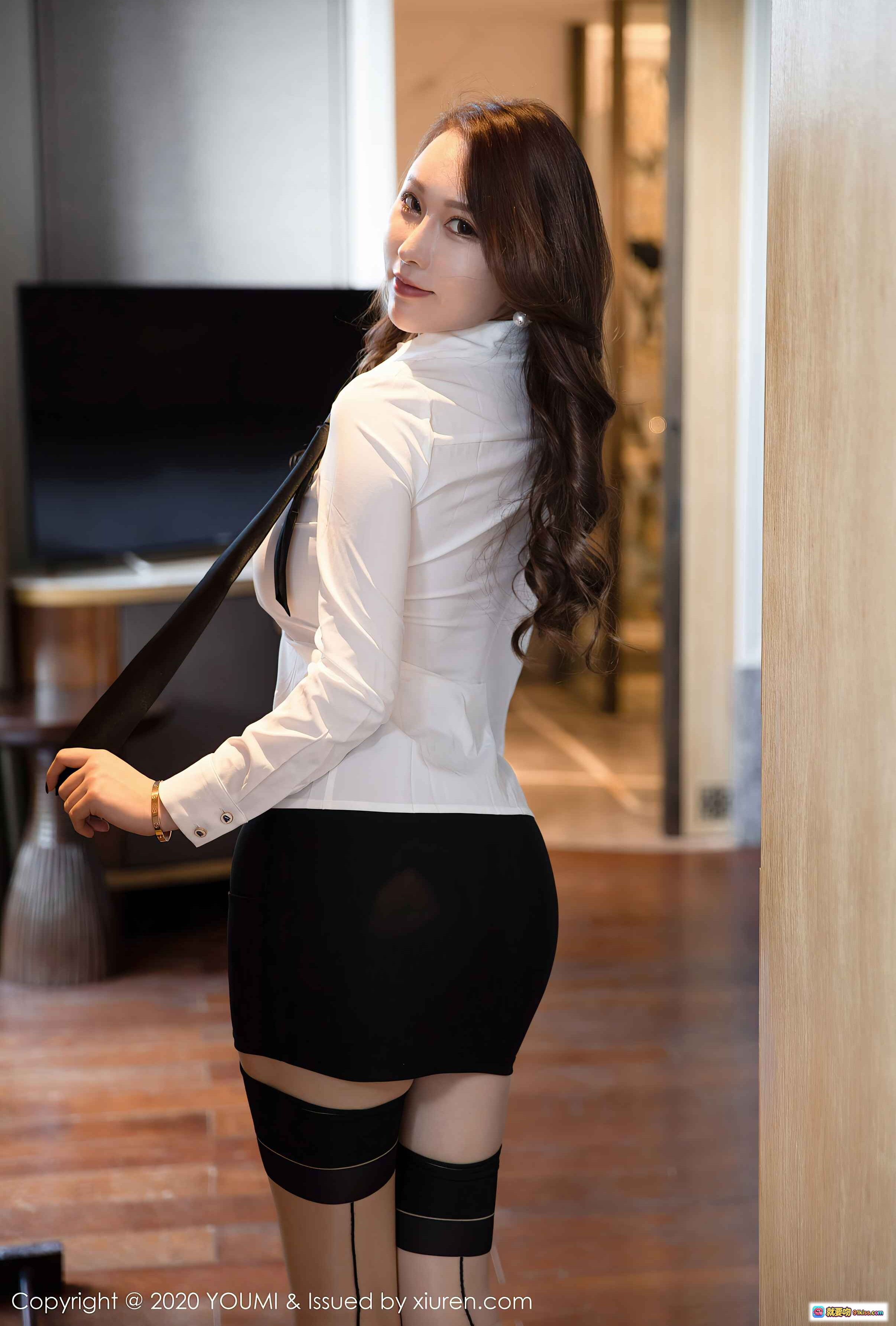 图片[7] - YOUMI尤蜜荟2020.09.27 VOL.535 Egg尤妮丝职场白衬衫黑短裤写真 优雅性感室内高清摄影68P - 就要吻