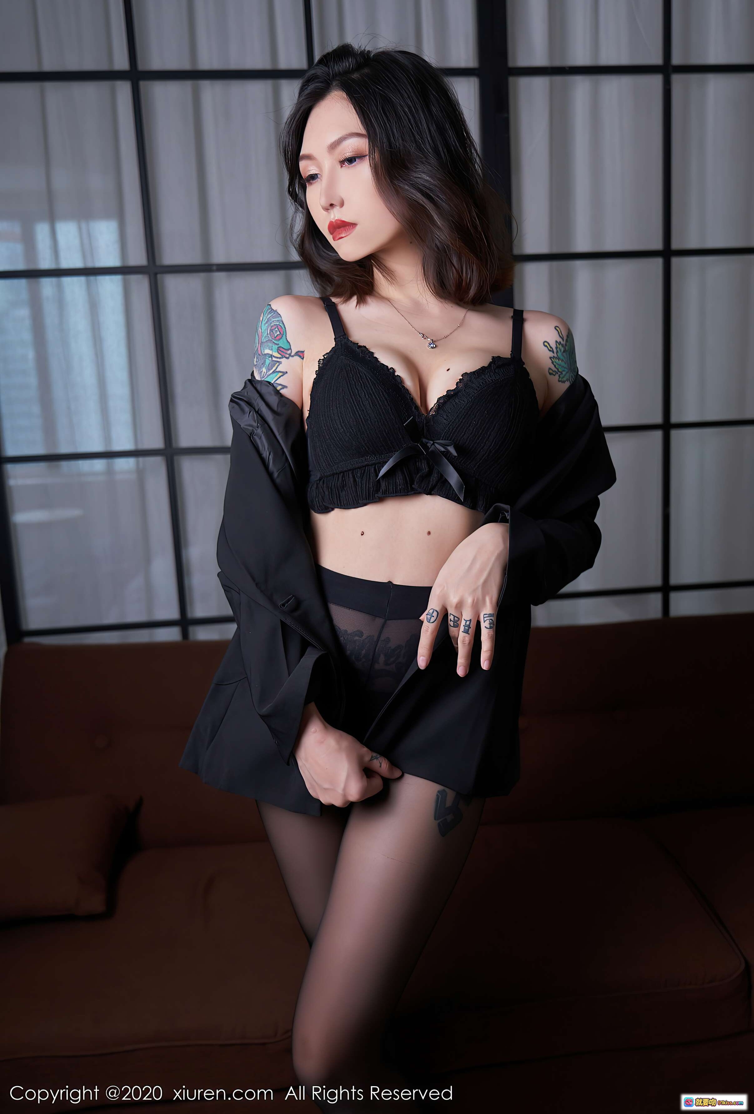 图片[3] - 黑丝高跟OL制服美女室内写真_职场女神优雅性感姿态_秀人网2020精选图集 - 就要吻