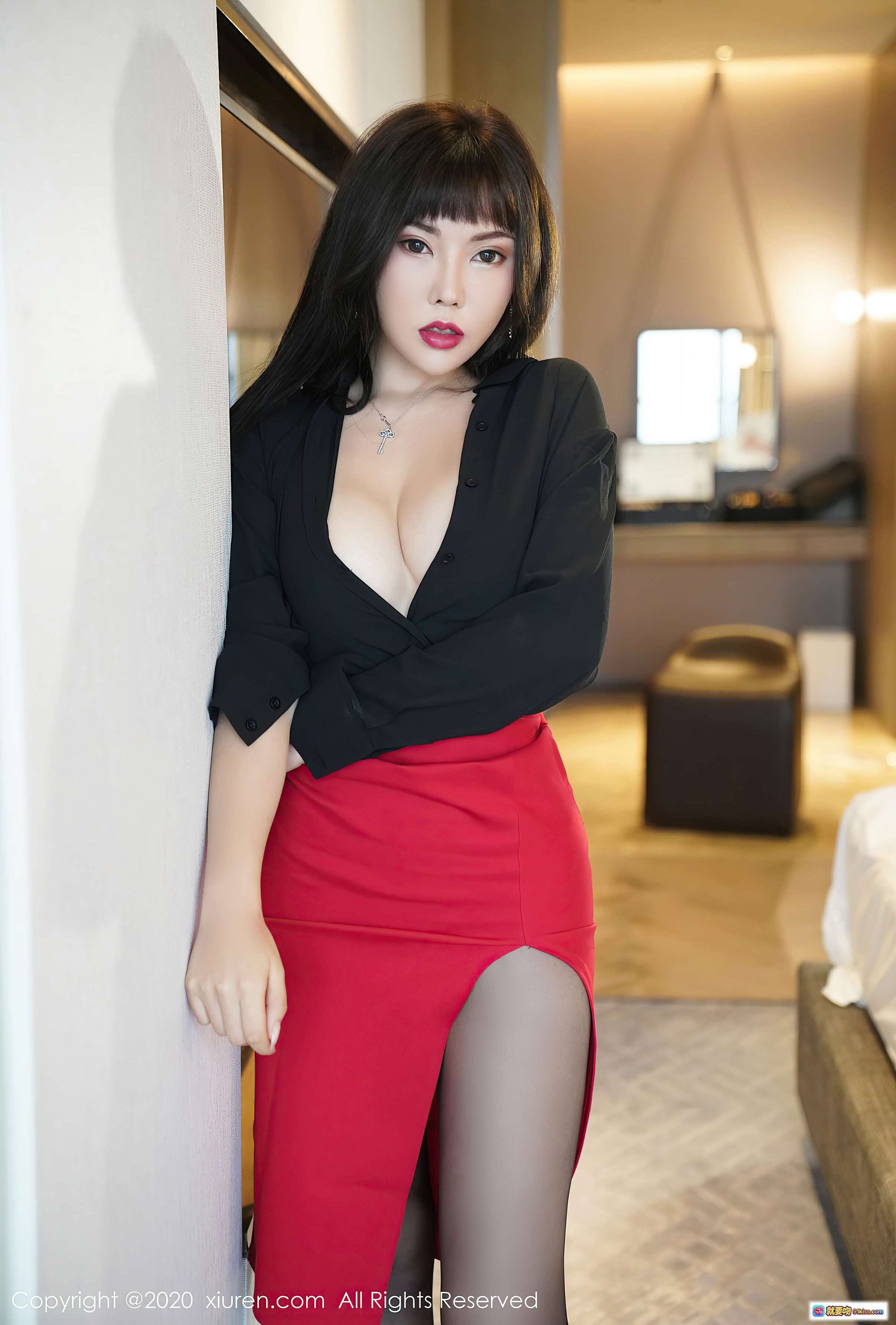 图片[10] - 萌汉药BABY黑红搭配丝袜美腿写真 | XIUREN秀人网2020.11.04 VOL.2738高清图集 - 就要吻