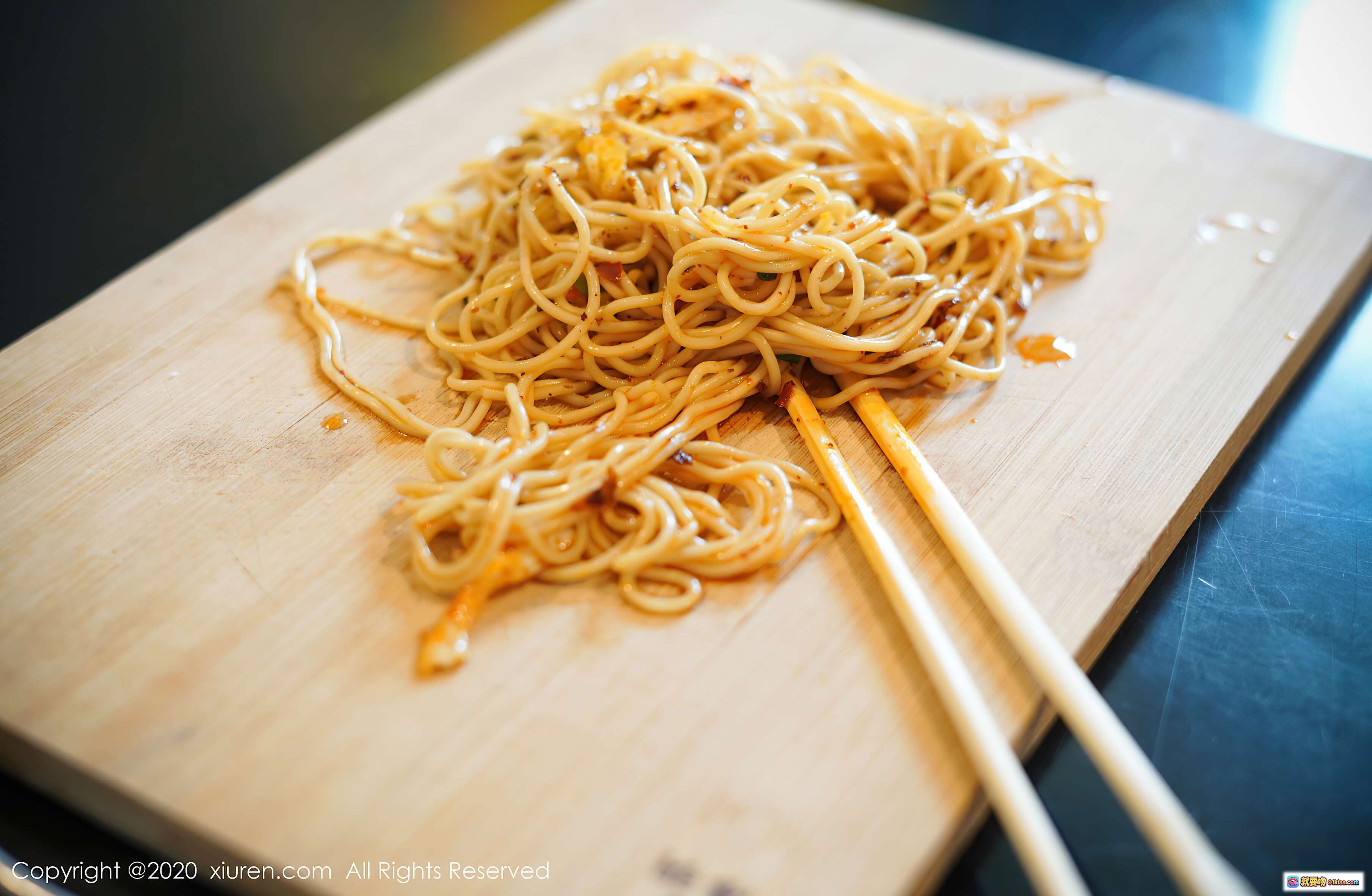 图片[6] - 仓井优香私房写真特写｜筷子轻触唇瓣｜柔美锁骨与精致项链｜秀人网2020高清摄影集 - 就要吻