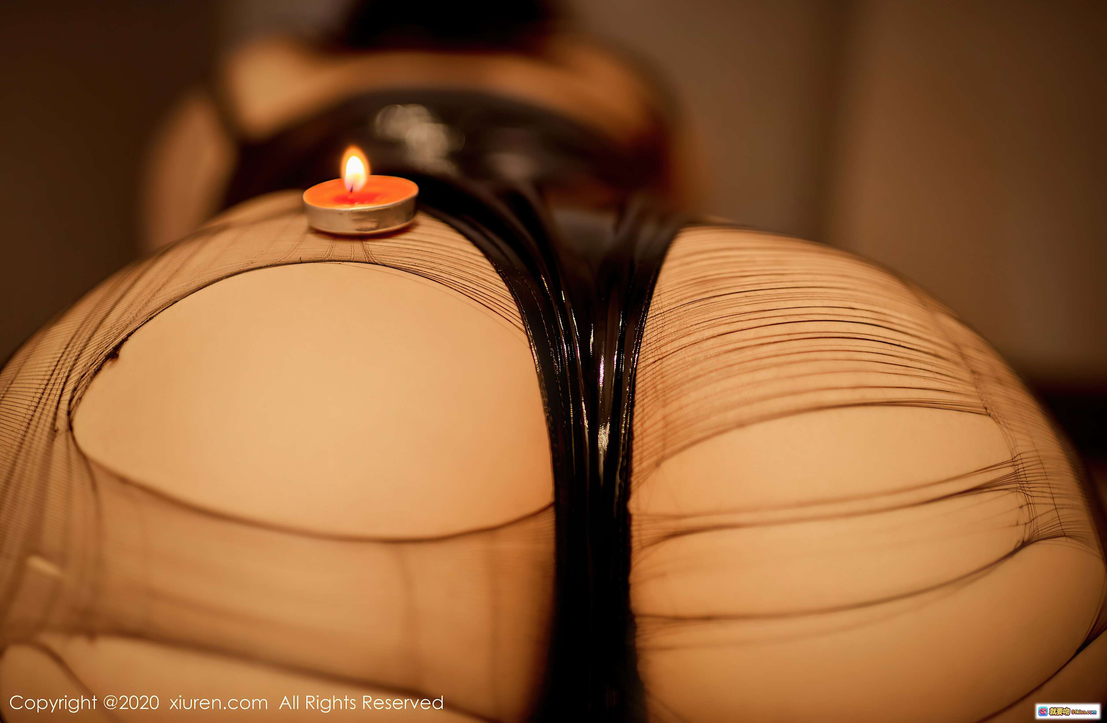 图片[4] - 白露小猪性感黑丝美臀特写｜XIUREN秀人网2020.11.12 VOL.2770高清写真 - 就要吻