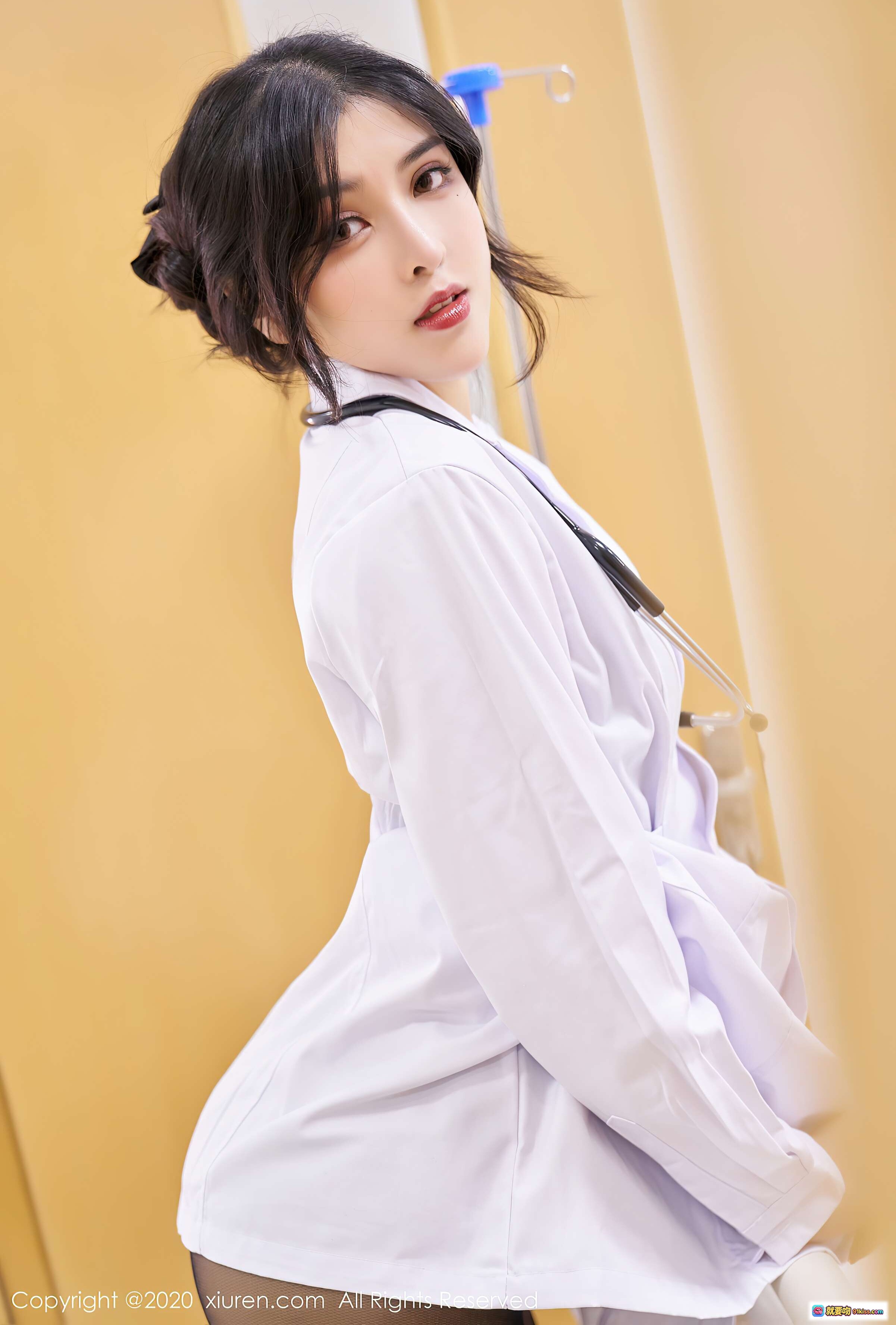 图片[3] - 韩静安医生写真 | 白大褂护士造型 | 医院场景拍摄 | 秀人网2020高清图集 - 就要吻