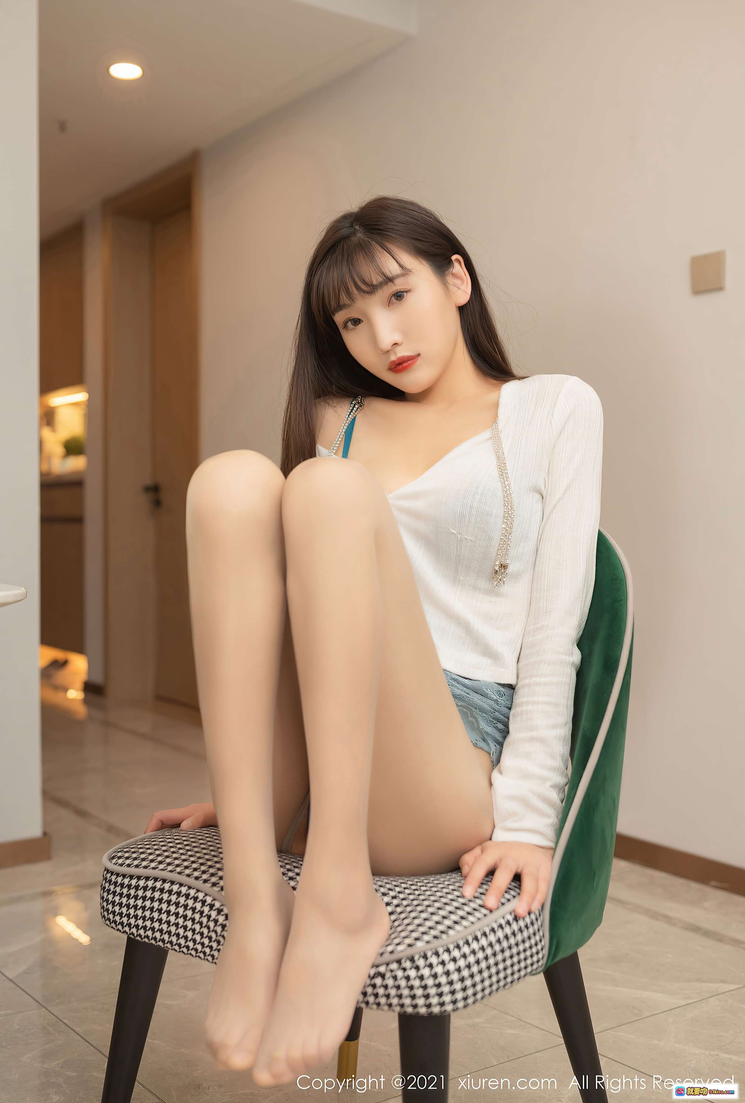 图片[6] - 陆萱萱白色针织开衫搭配浅蓝蕾丝短裙 开冰箱居家写真 美女私房摄影 XIUREN秀人网 VOL.3084 - 就要吻