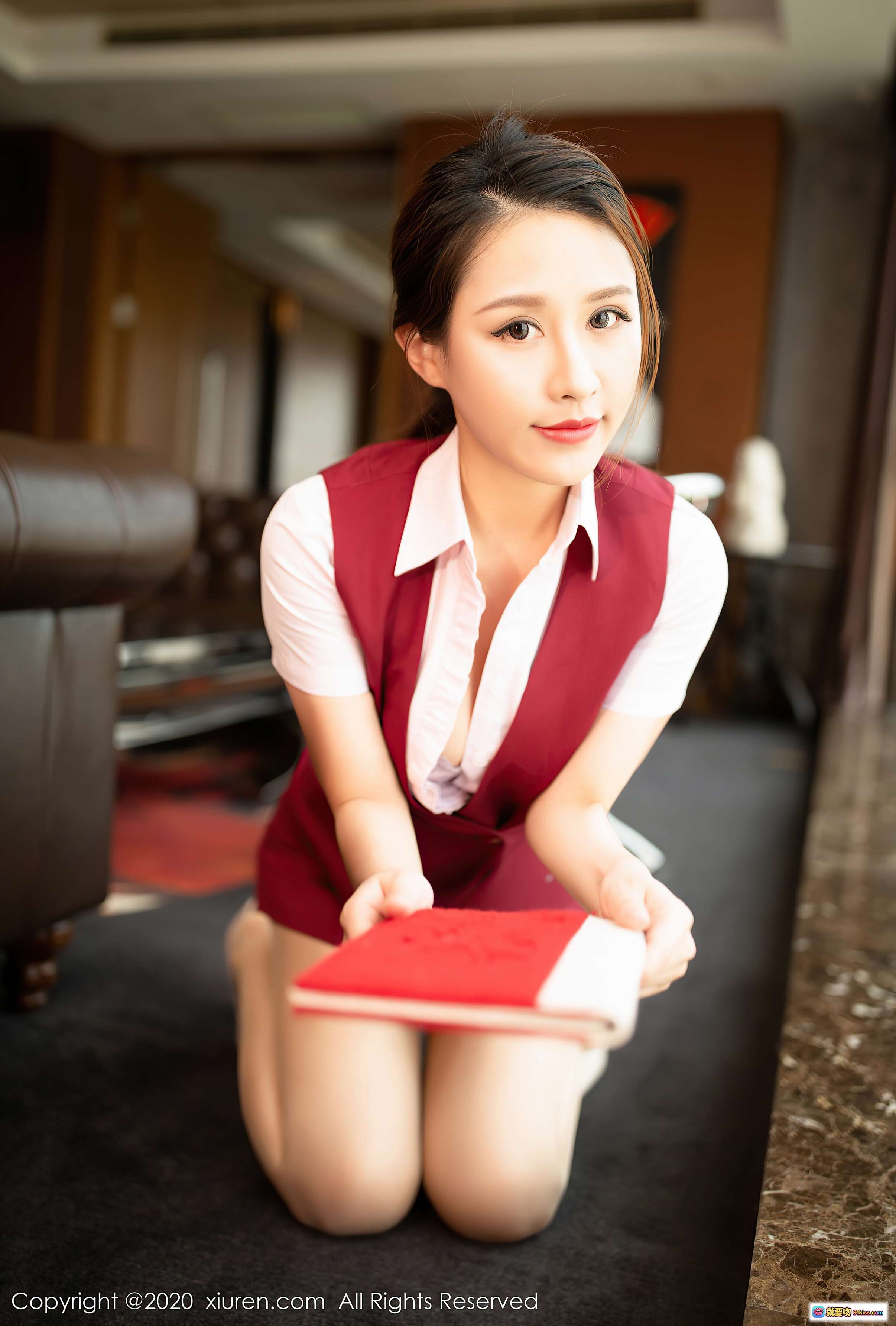 图片[8] - 徐安安优雅跪姿持红本写真｜XIUREN秀人网2020.11.03 VOL.2732高清美图 - 就要吻